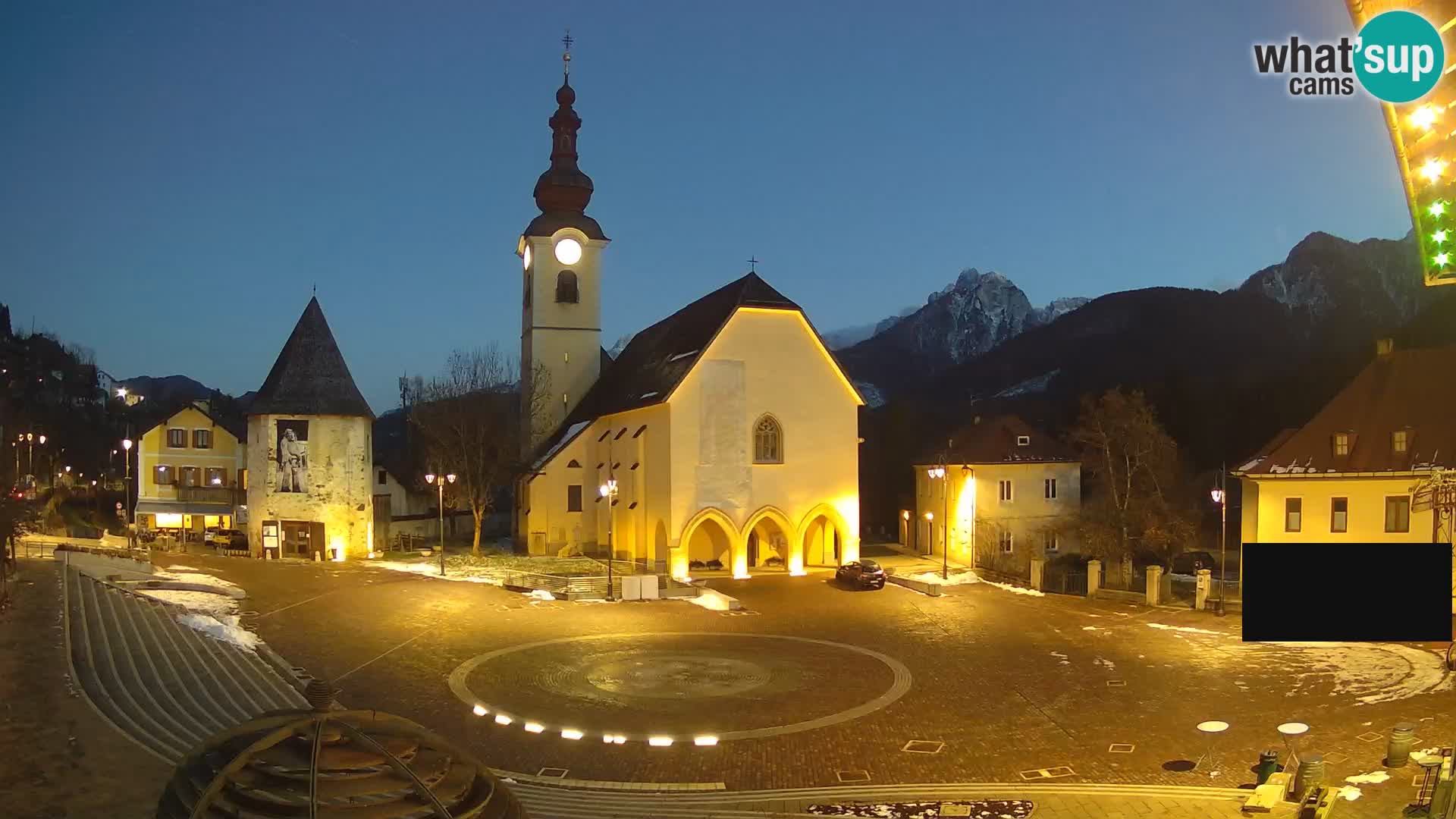 Tarvisio – Piazza Unità / Parrocchia SS.Pietro e Paolo Apostoli