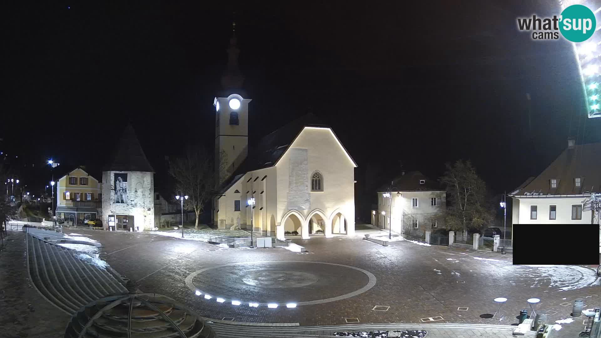 Tarvis – Platz Unità / Kirche SS.Pietro und Paolo Apostoli