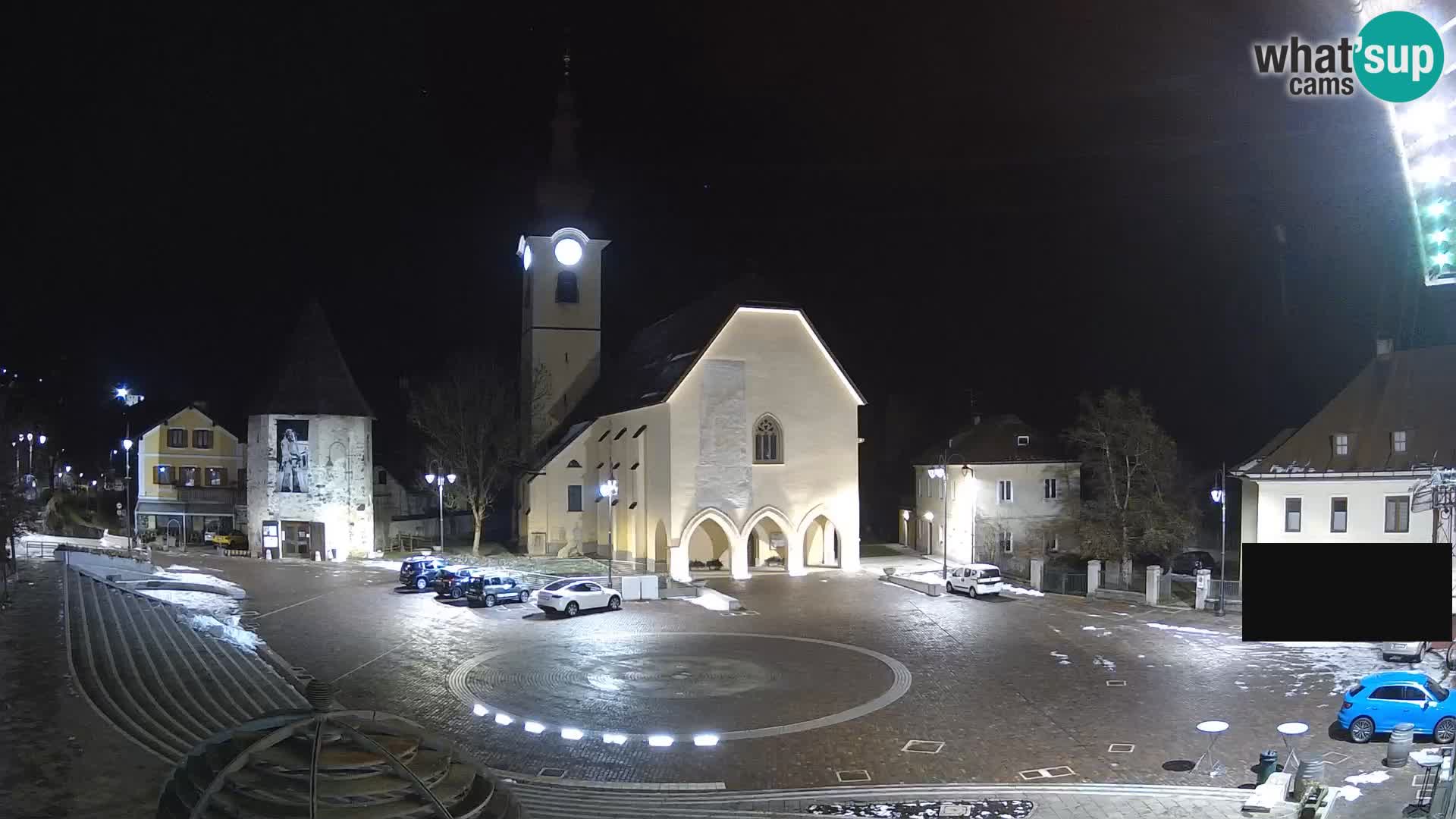 Tarvis – Platz Unità / Kirche SS.Pietro und Paolo Apostoli