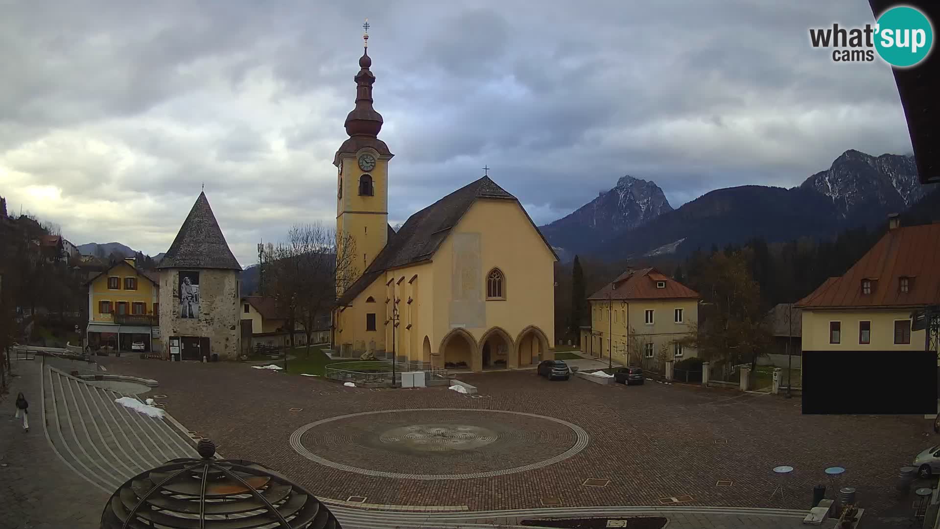 Tarvisio – Piazza Unità / Parrocchia SS.Pietro e Paolo Apostoli