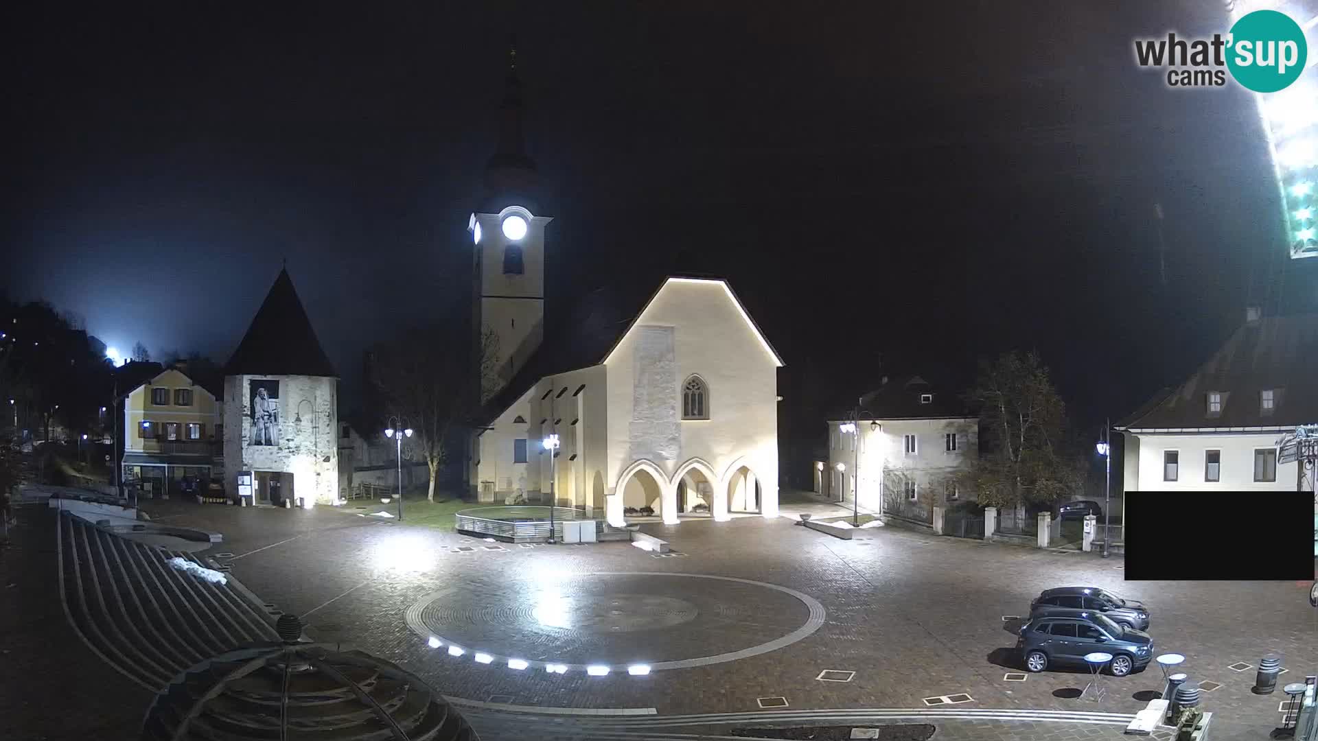 Tarvisio – plaza Unità / Iglesia SS.Pietro e Paolo Apostoli