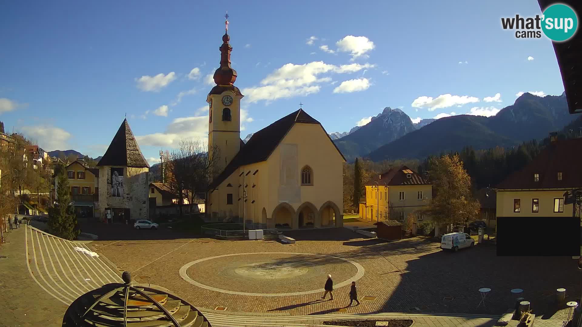 Tarvisio – plaza Unità / Iglesia SS.Pietro e Paolo Apostoli