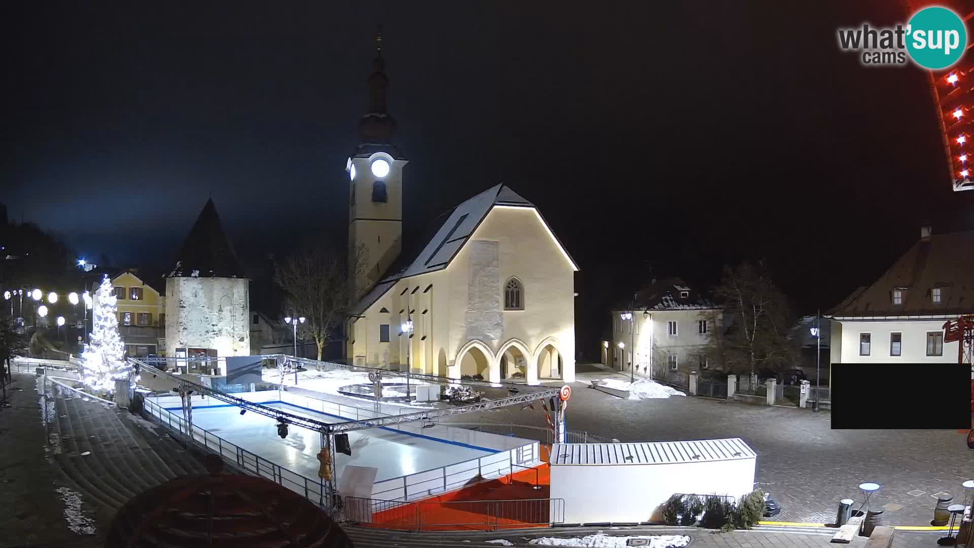 Tarvis – Platz Unità / Kirche SS.Pietro und Paolo Apostoli