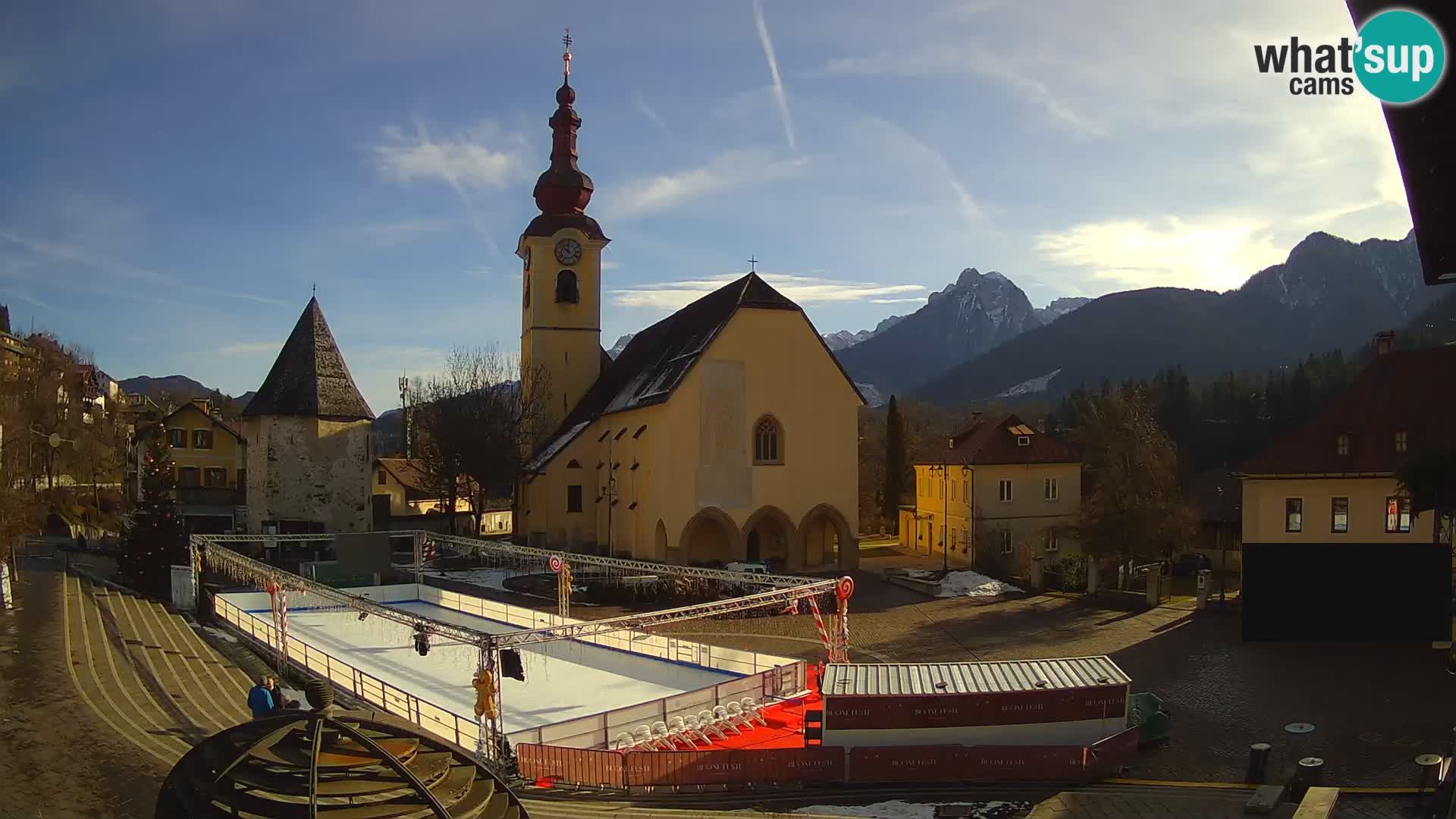 Tarvisio – Piazza Unità / Parrocchia SS.Pietro e Paolo Apostoli