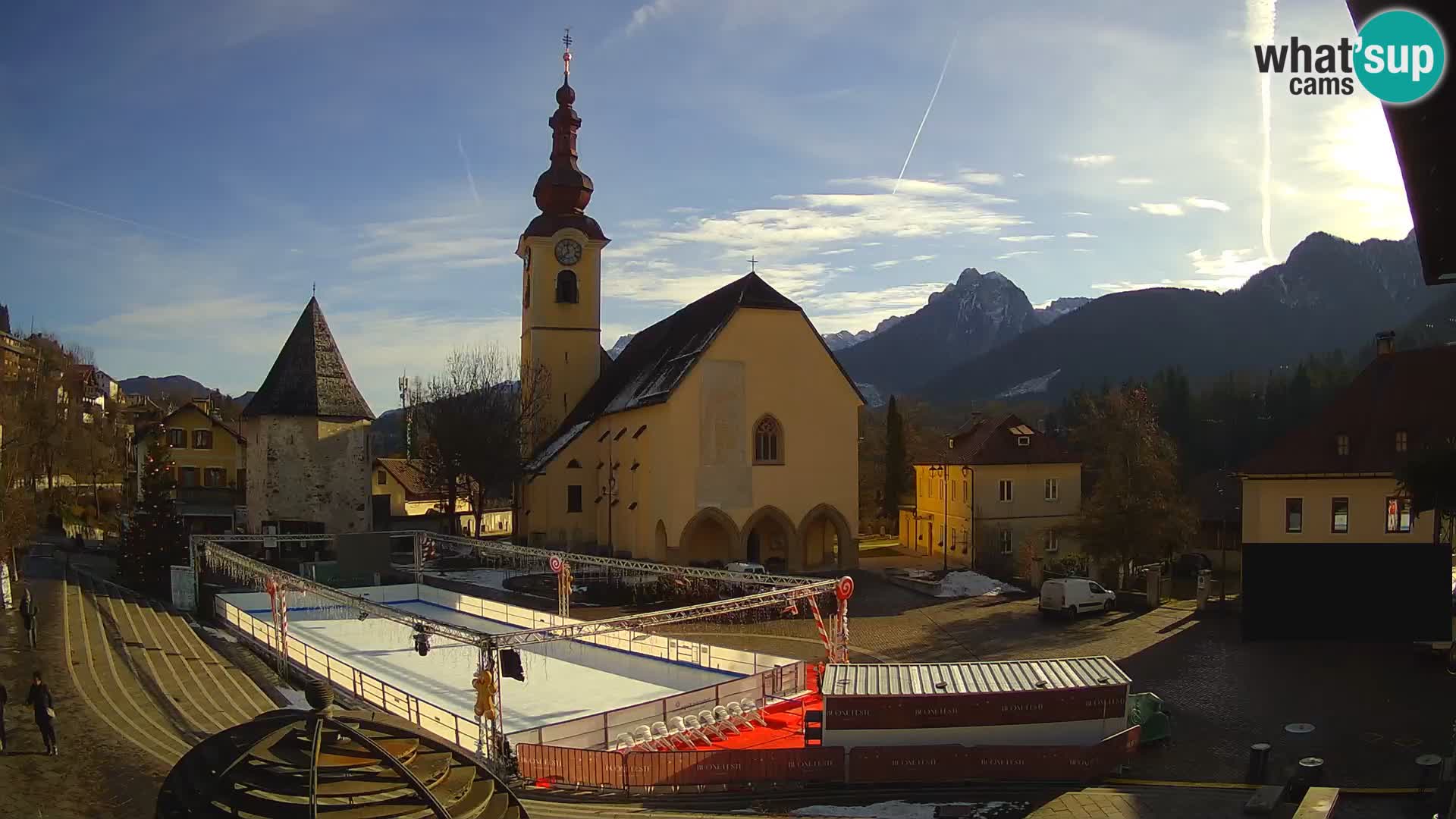 Tarvisio – Piazza Unità / Parrocchia SS.Pietro e Paolo Apostoli