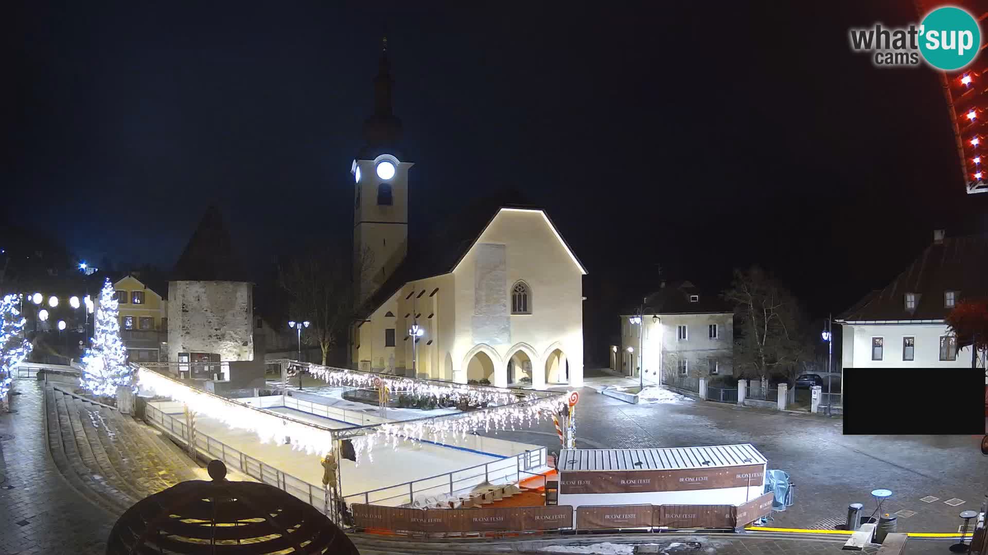 Tarvisio – plaza Unità / Iglesia SS.Pietro e Paolo Apostoli