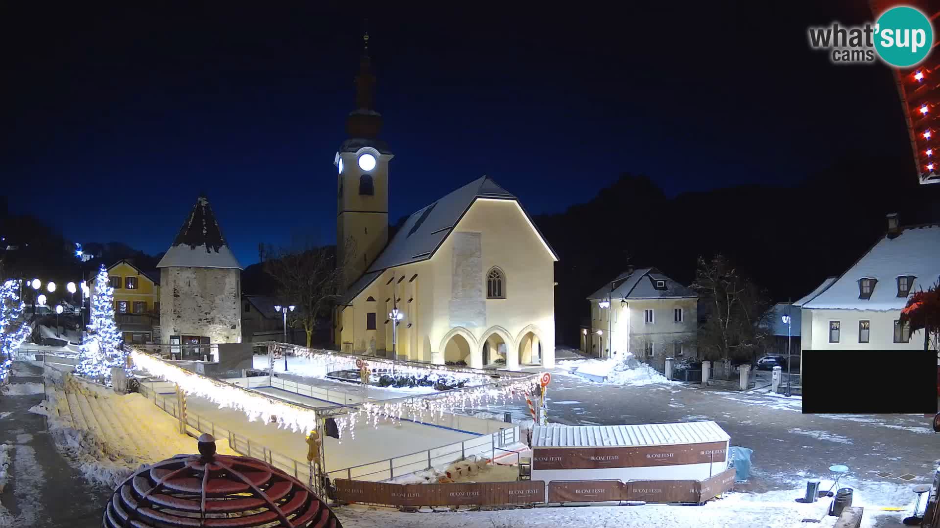 Tarvisio – plaza Unità / Iglesia SS.Pietro e Paolo Apostoli