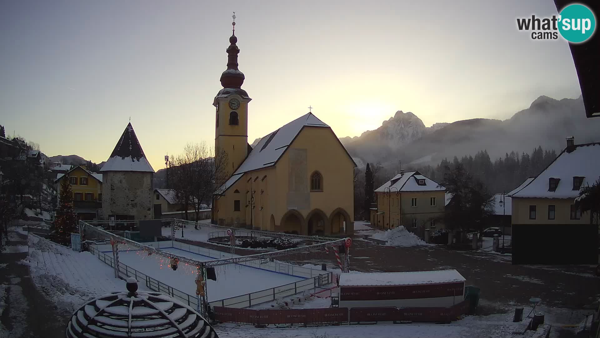 Tarvisio –  Unità Square / SS.Pietro and Paolo Apostoli Church