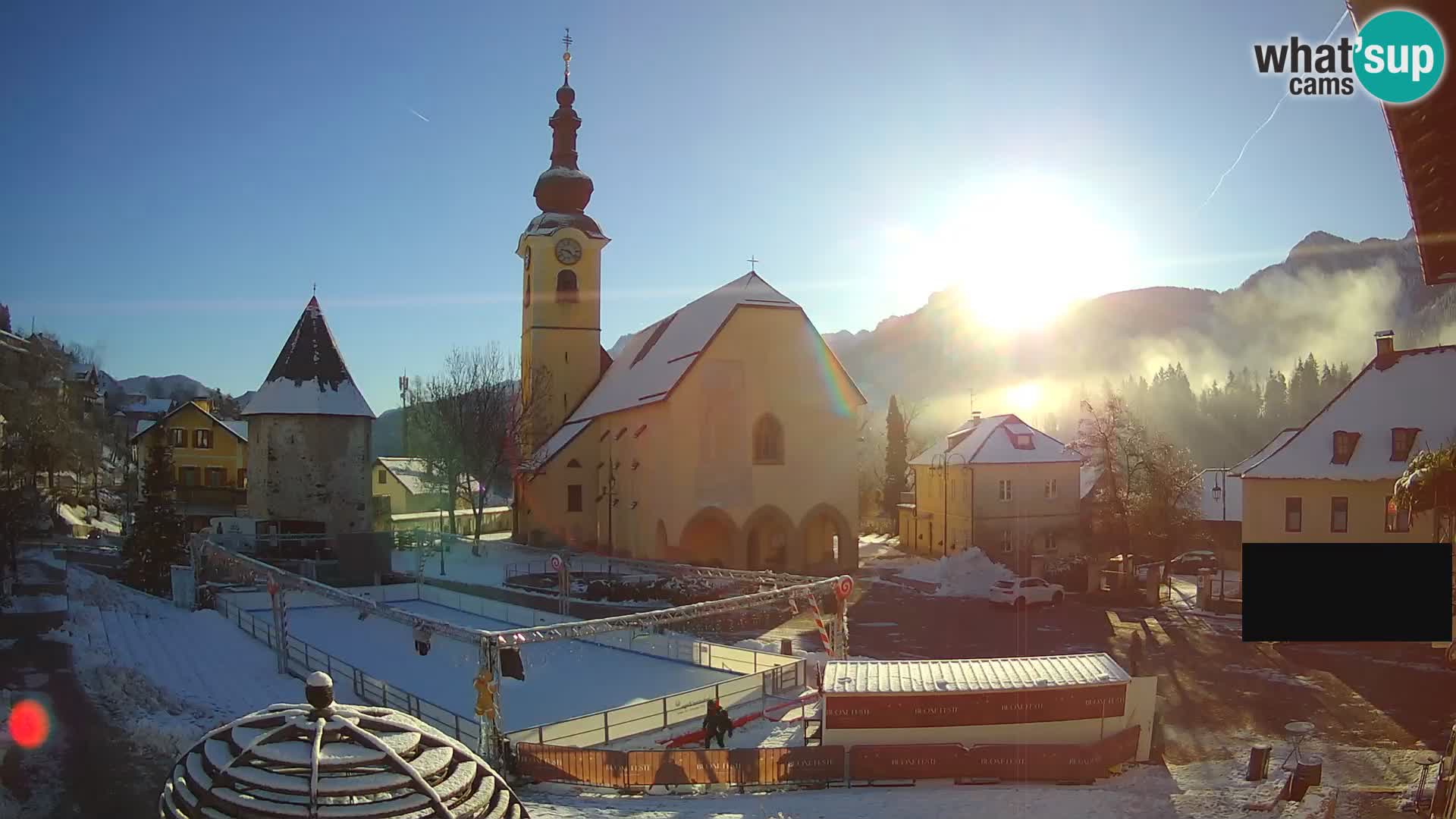 Tarvis – Platz Unità / Kirche SS.Pietro und Paolo Apostoli