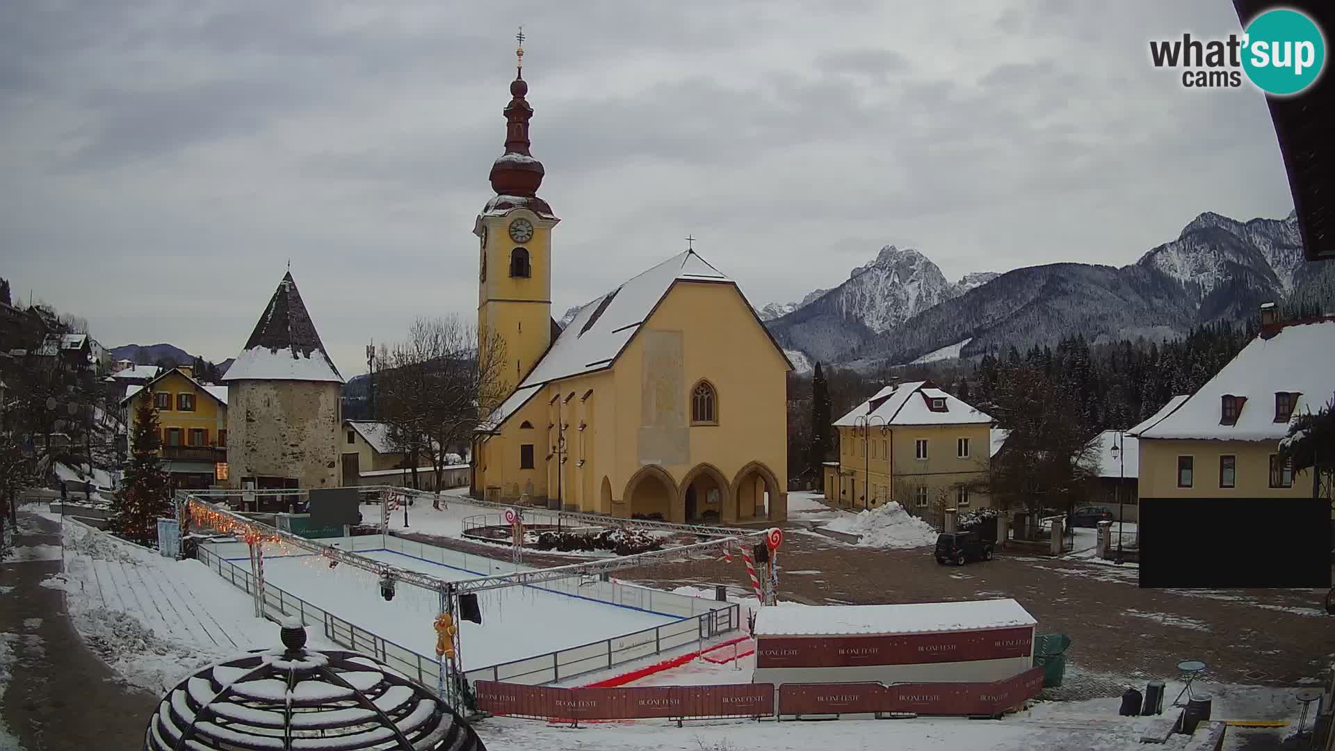 Tarvisio – Piazza Unità / Parrocchia SS.Pietro e Paolo Apostoli