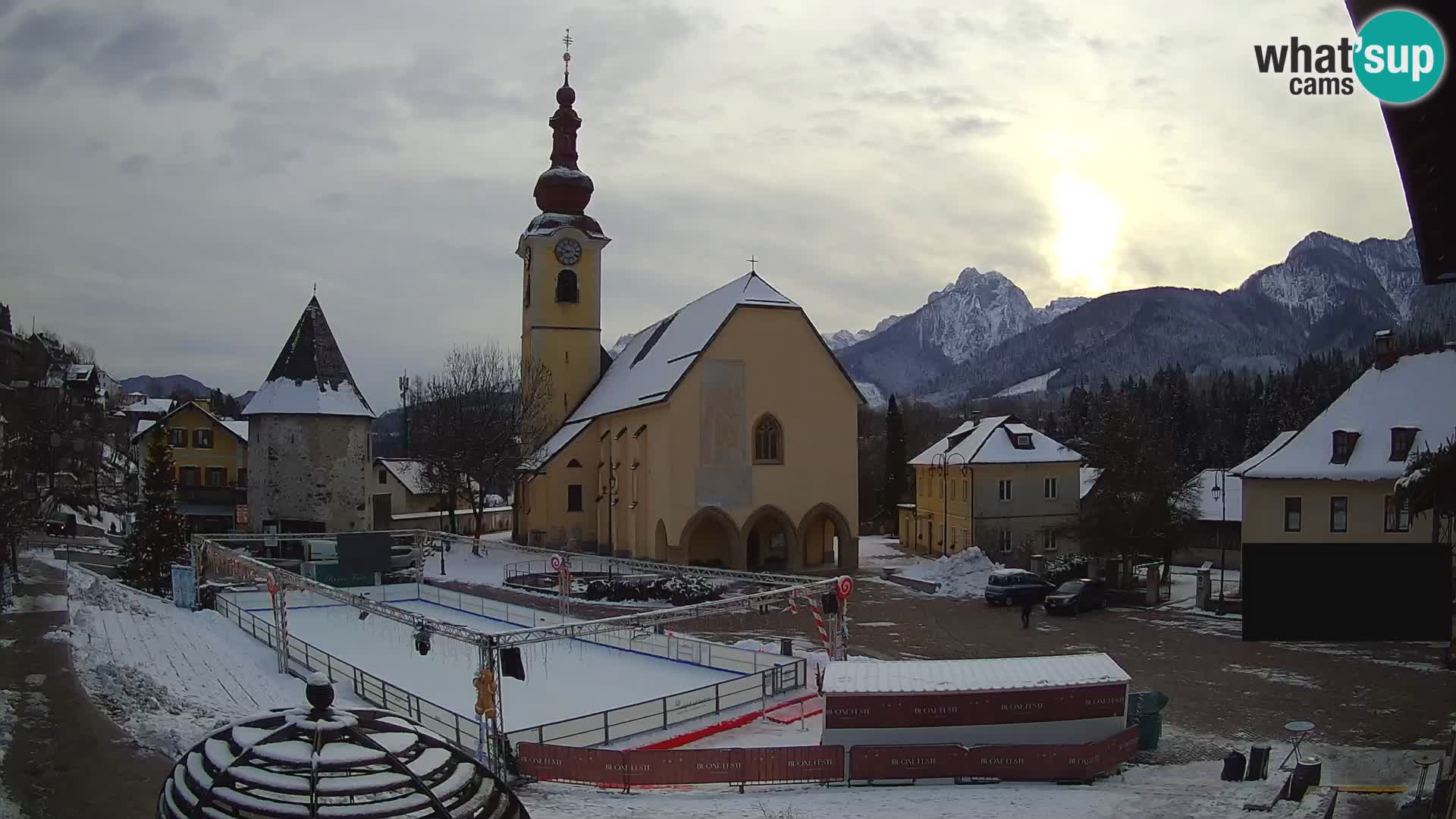 Tarvisio – carré Unità / église SS.Pietro e Paolo Apostoli