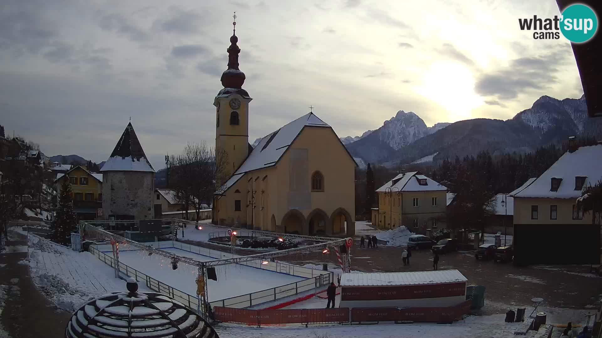 Tarvisio – Piazza Unità / Parrocchia SS.Pietro e Paolo Apostoli