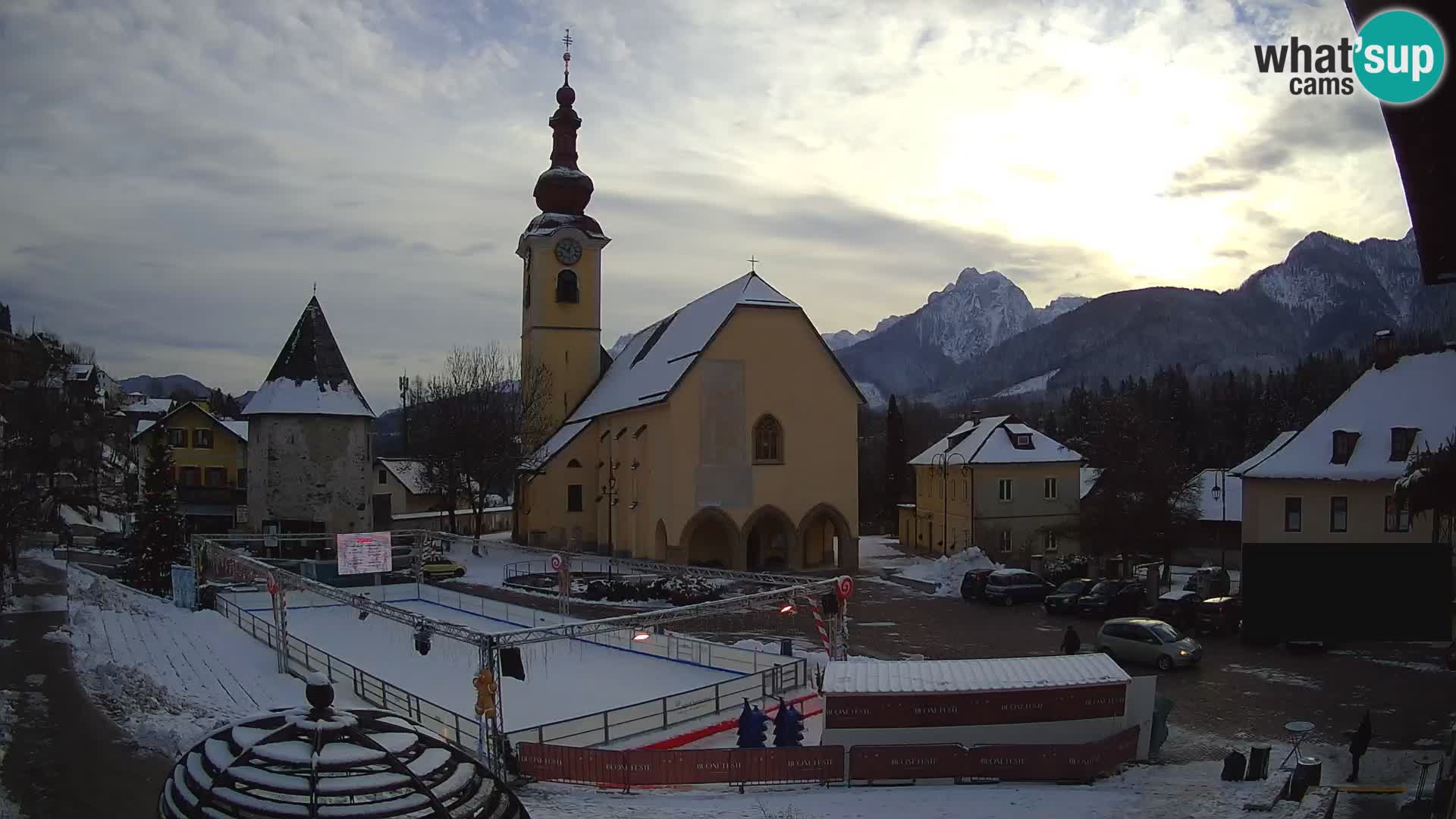 Tarvisio – carré Unità / église SS.Pietro e Paolo Apostoli