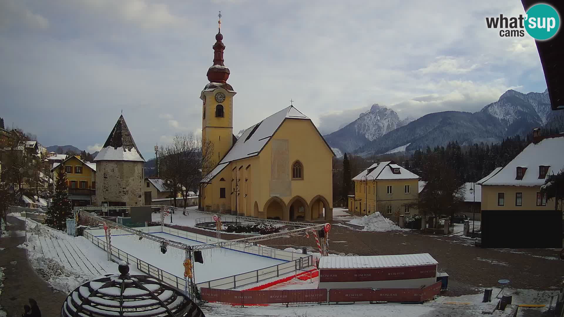 Tarvisio –  Unità Square / SS.Pietro and Paolo Apostoli Church