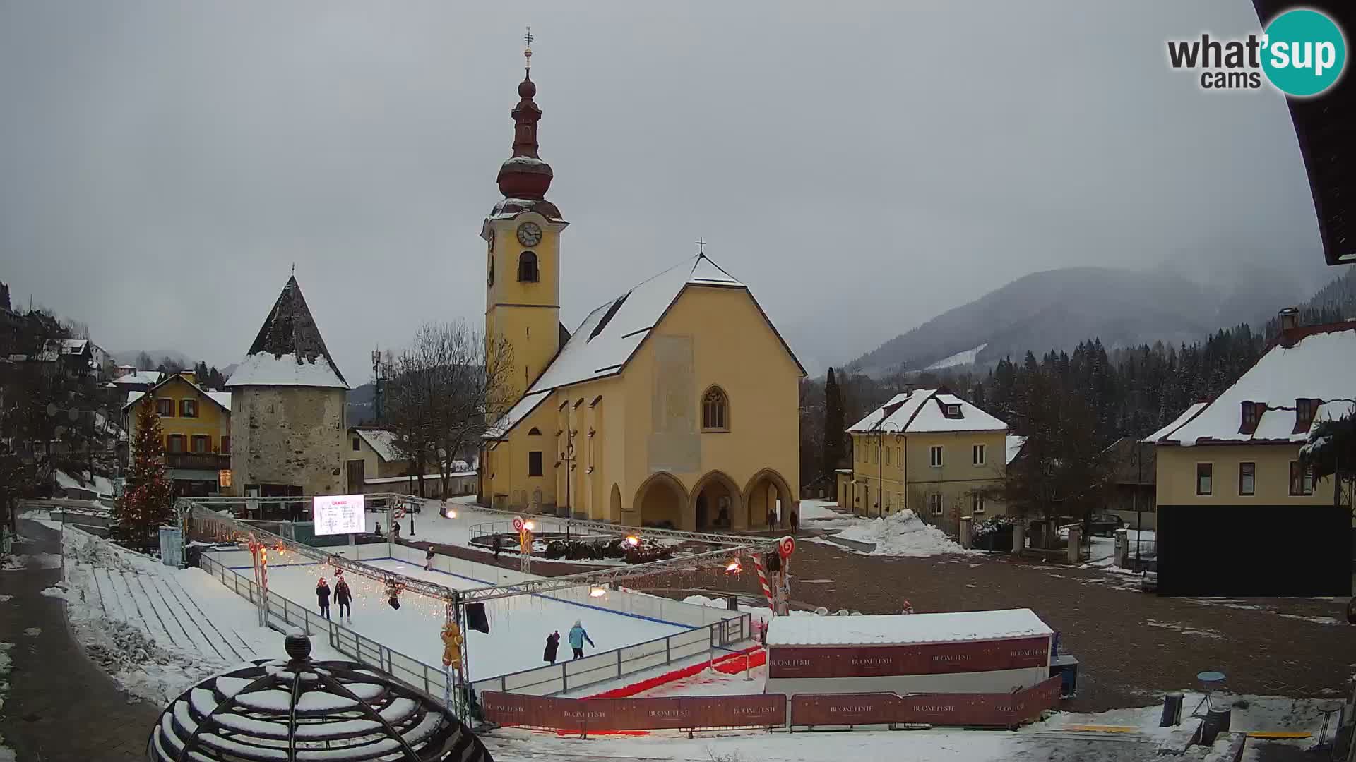 Tarvisio –  Unità Square / SS.Pietro and Paolo Apostoli Church