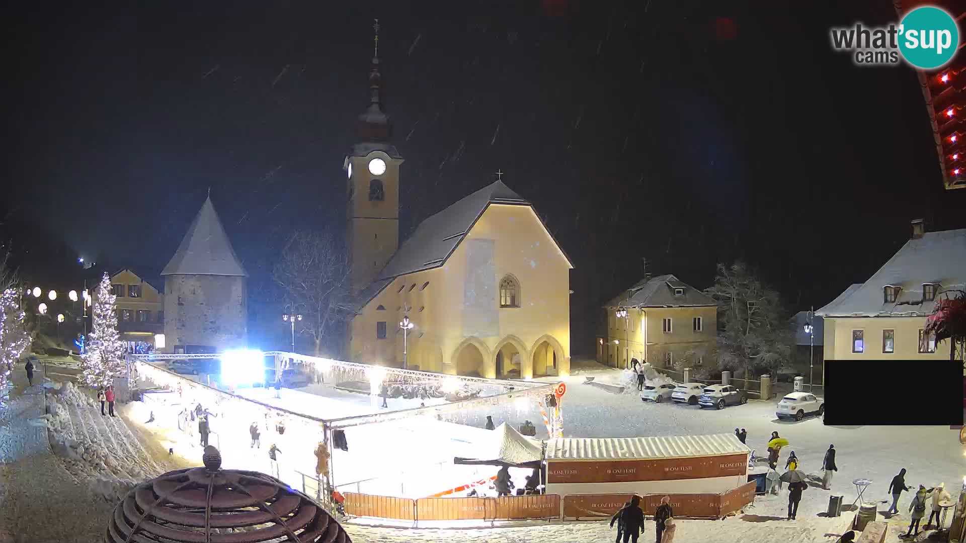 Tarvisio – plaza Unità / Iglesia SS.Pietro e Paolo Apostoli