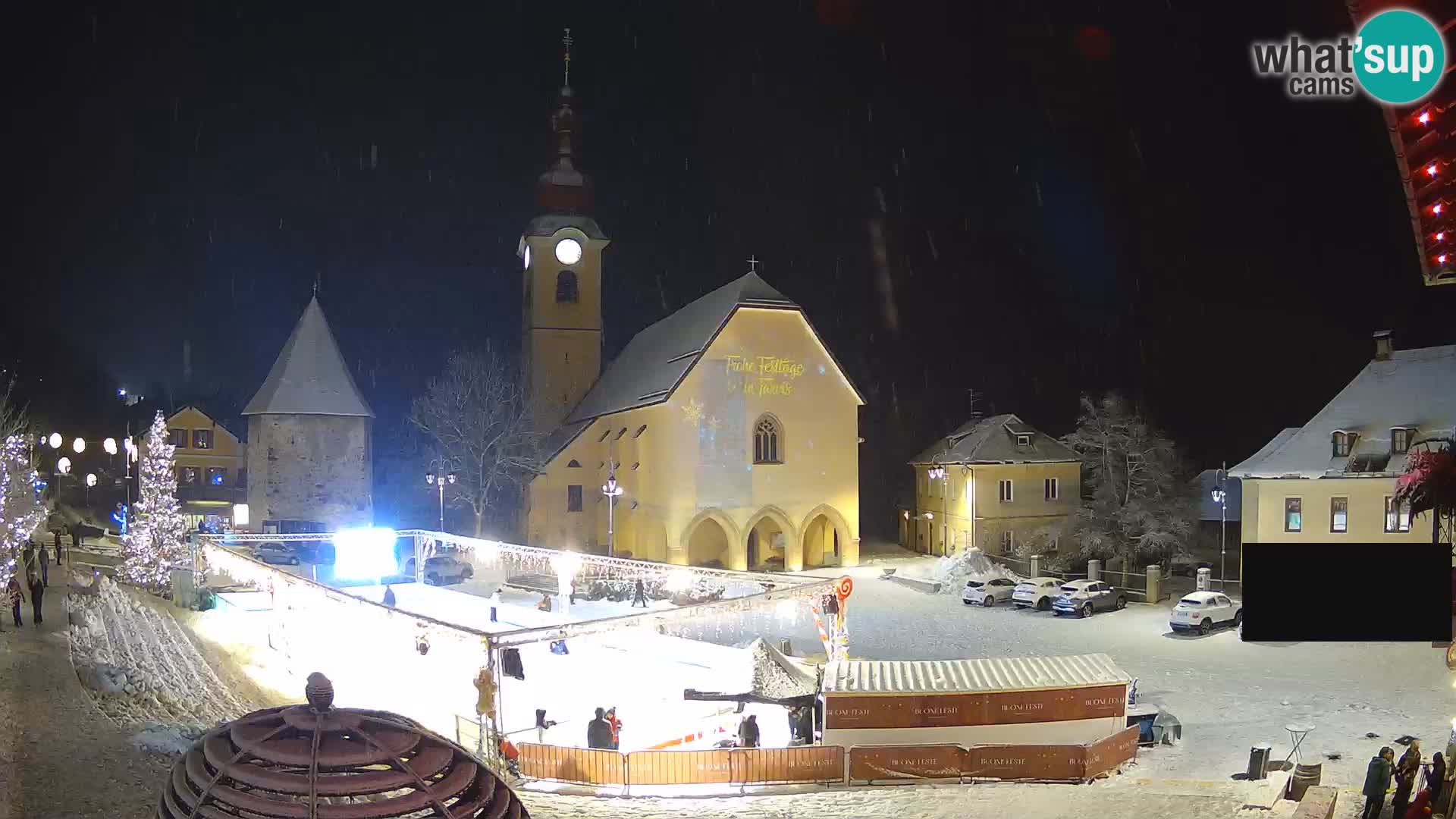 Tarvis – Platz Unità / Kirche SS.Pietro und Paolo Apostoli