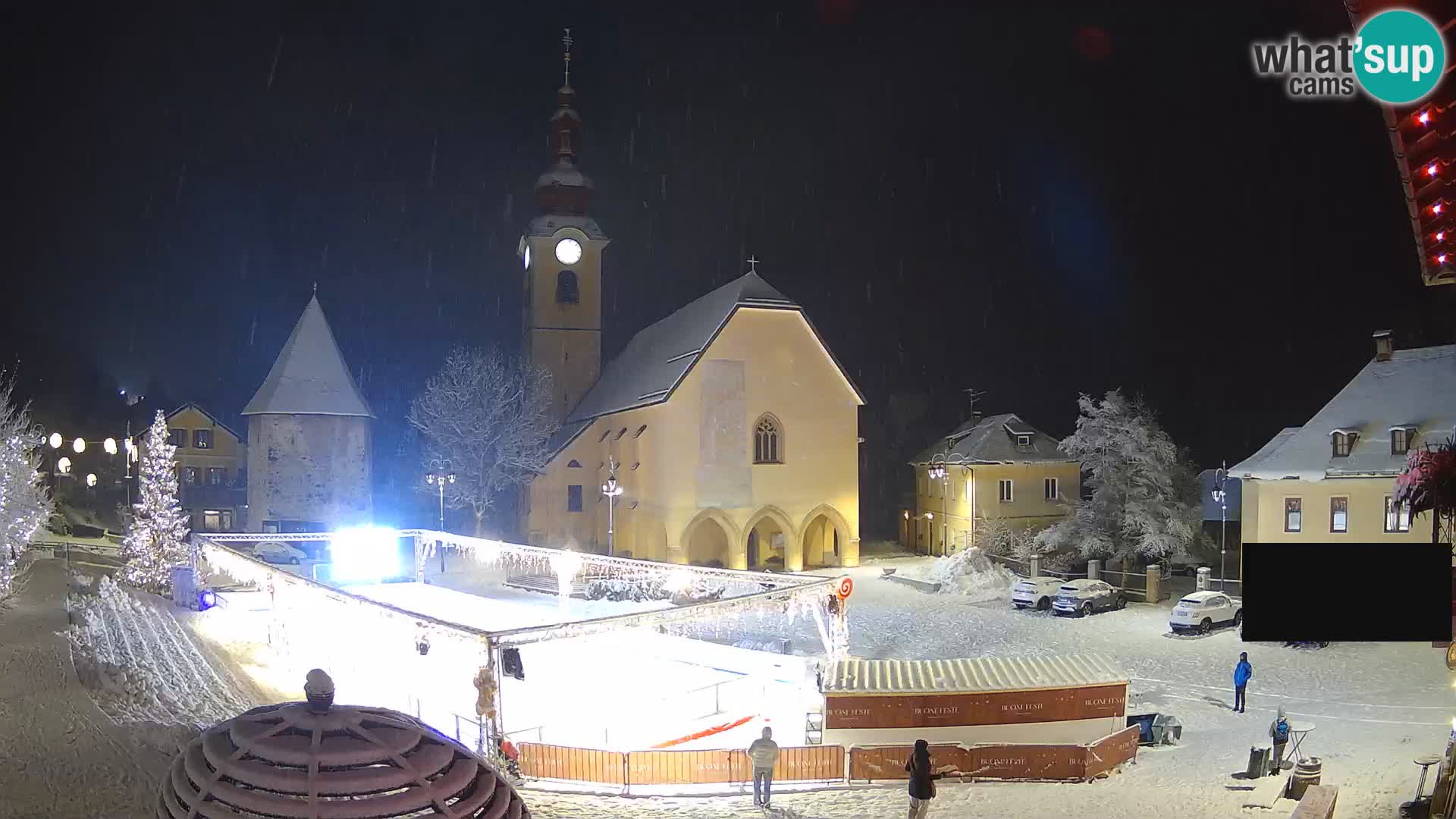 Tarvis – Platz Unità / Kirche SS.Pietro und Paolo Apostoli