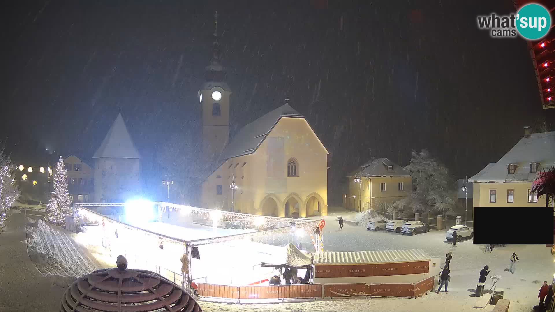 Tarvis – Platz Unità / Kirche SS.Pietro und Paolo Apostoli