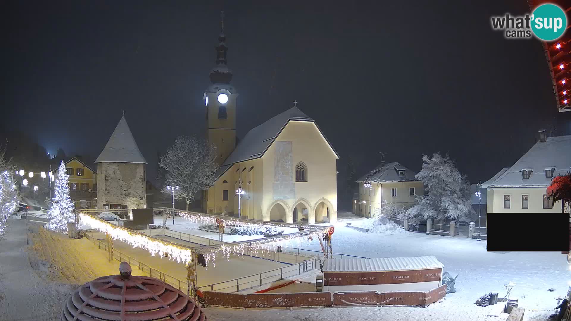 Tarvisio – plaza Unità / Iglesia SS.Pietro e Paolo Apostoli