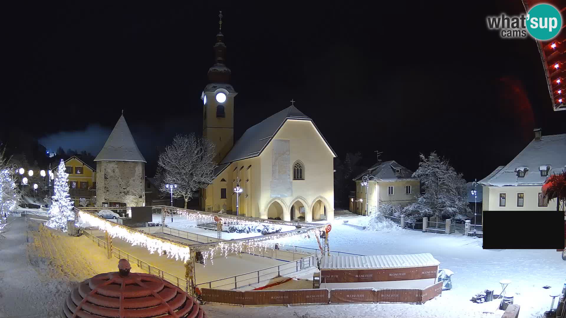 Tarvisio – carré Unità / église SS.Pietro e Paolo Apostoli