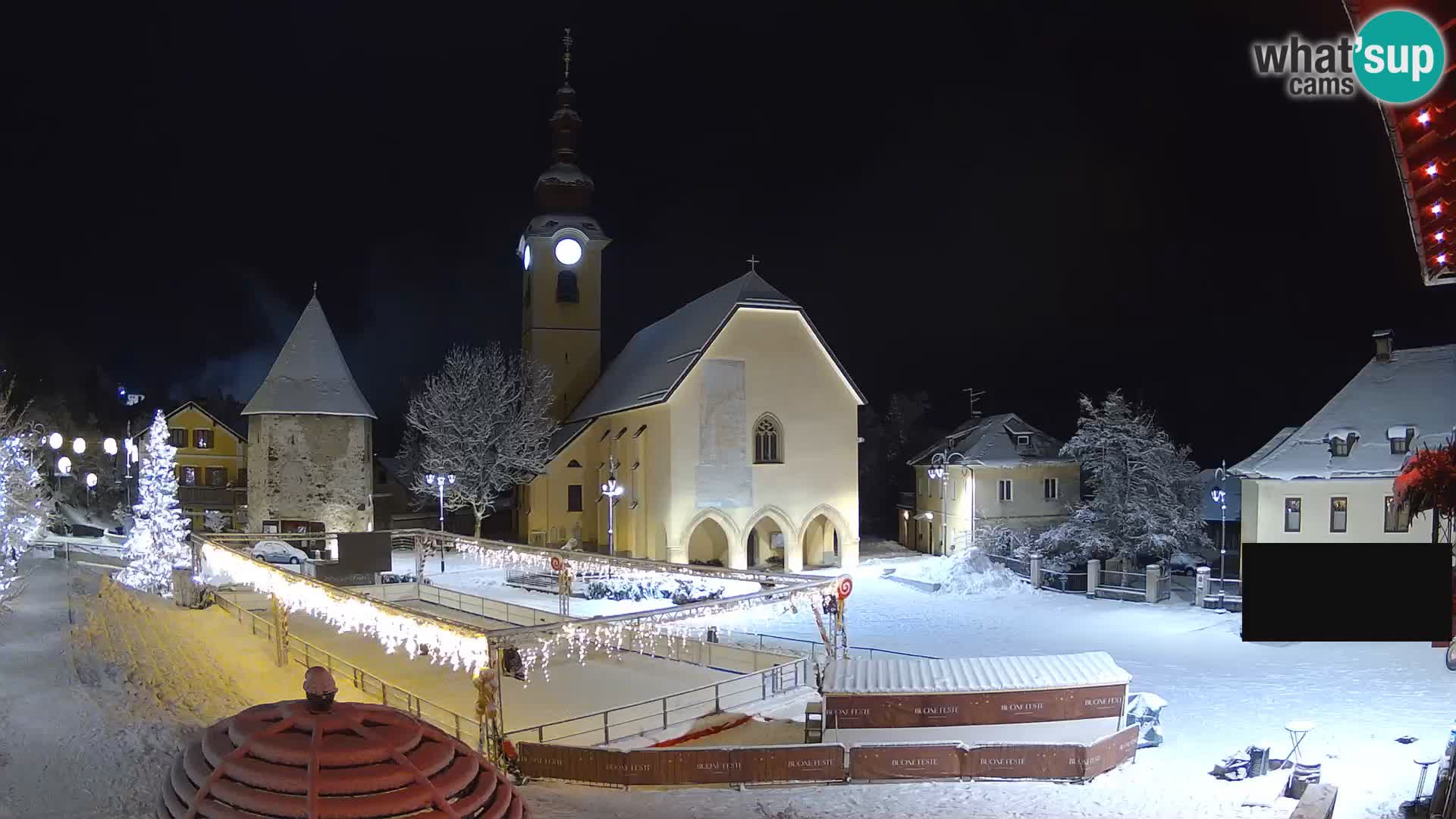 Tarvisio – plaza Unità / Iglesia SS.Pietro e Paolo Apostoli