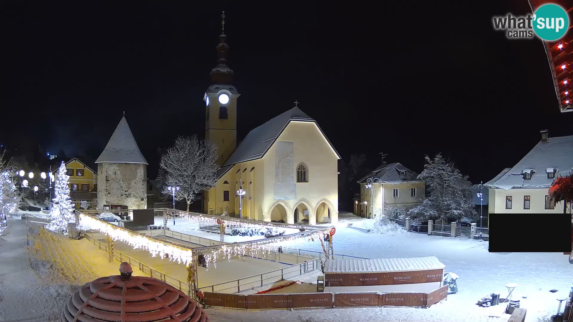 Tarvisio – plaza Unità / Iglesia SS.Pietro e Paolo Apostoli