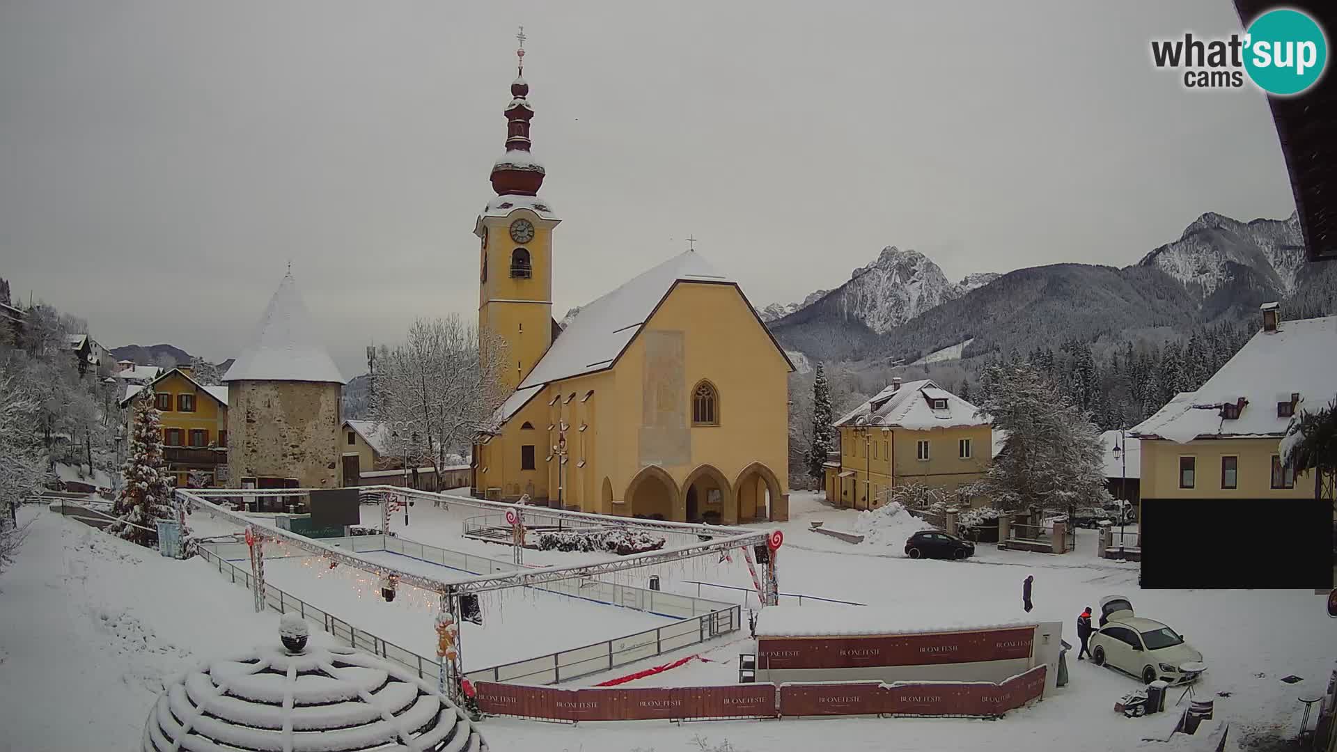 Tarvisio – carré Unità / église SS.Pietro e Paolo Apostoli