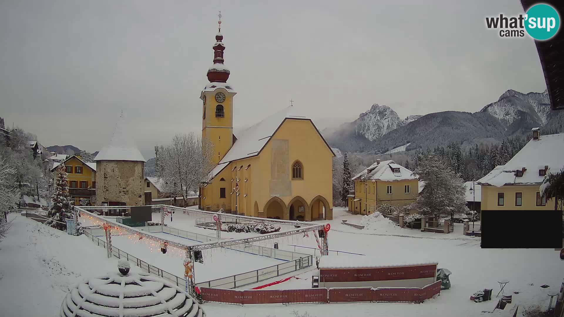 Tarvisio – carré Unità / église SS.Pietro e Paolo Apostoli