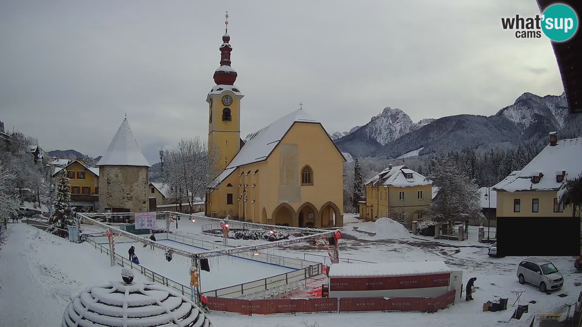 Tarvisio – Piazza Unità / Parrocchia SS.Pietro e Paolo Apostoli