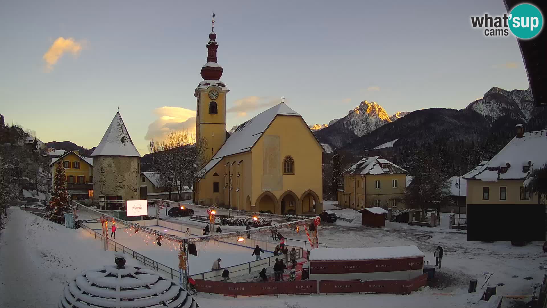 Tarvisio –  Unità Square / SS.Pietro and Paolo Apostoli Church