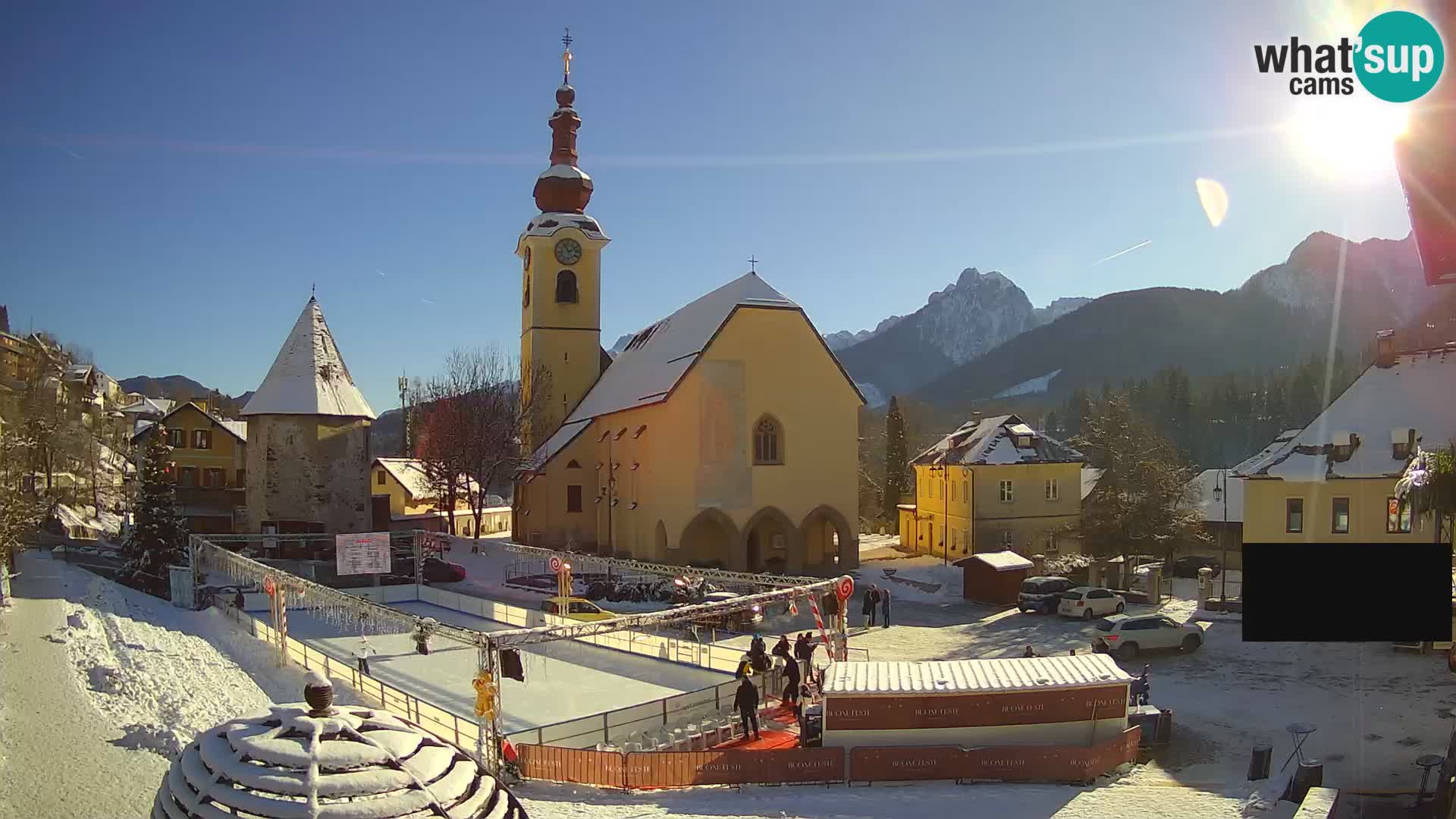 Tarvisio – Piazza Unità / Parrocchia SS.Pietro e Paolo Apostoli