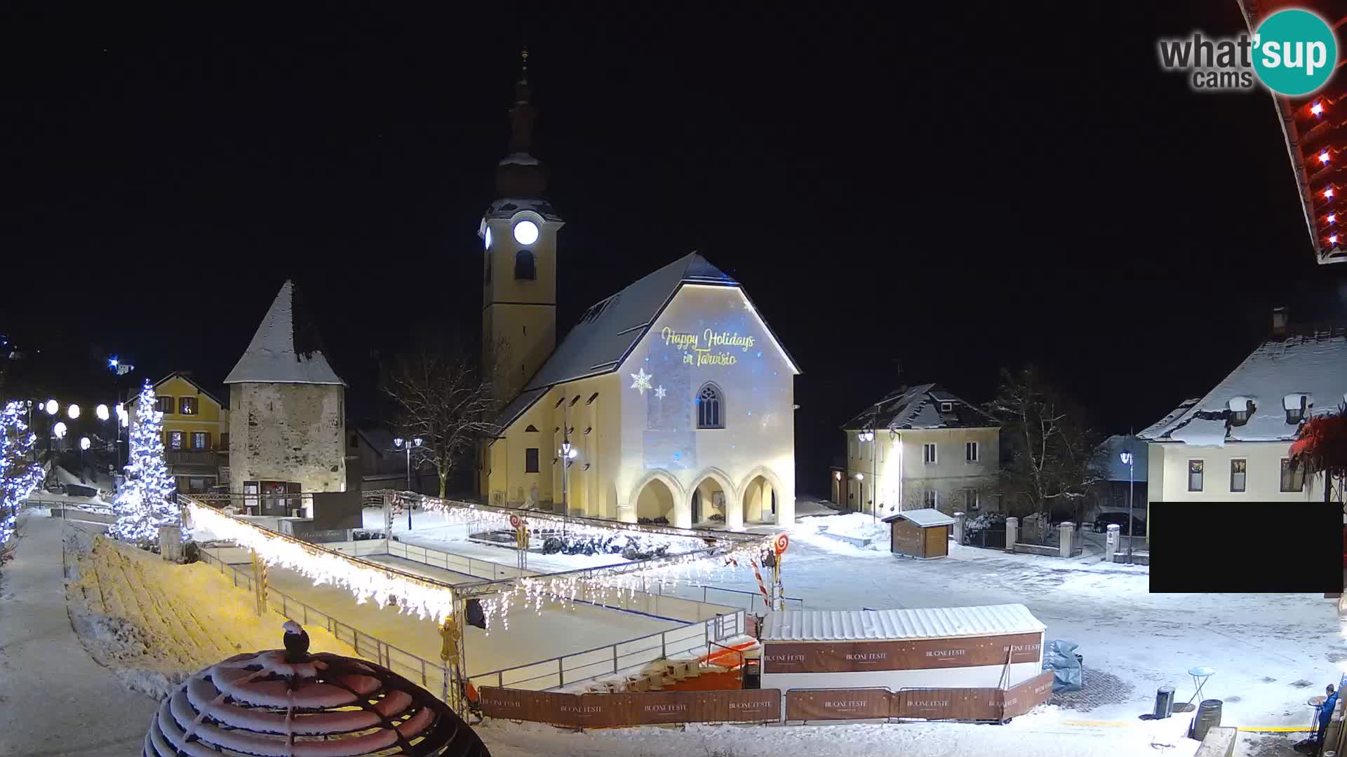 Tarvisio – plaza Unità / Iglesia SS.Pietro e Paolo Apostoli