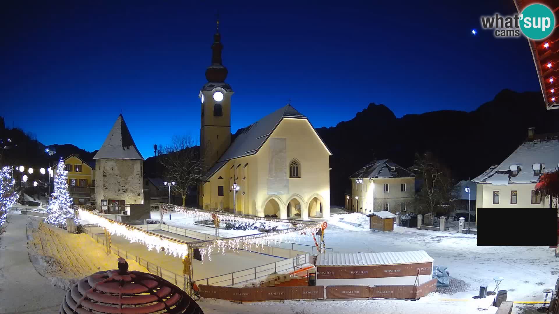 Tarvisio –  Unità Square / SS.Pietro and Paolo Apostoli Church