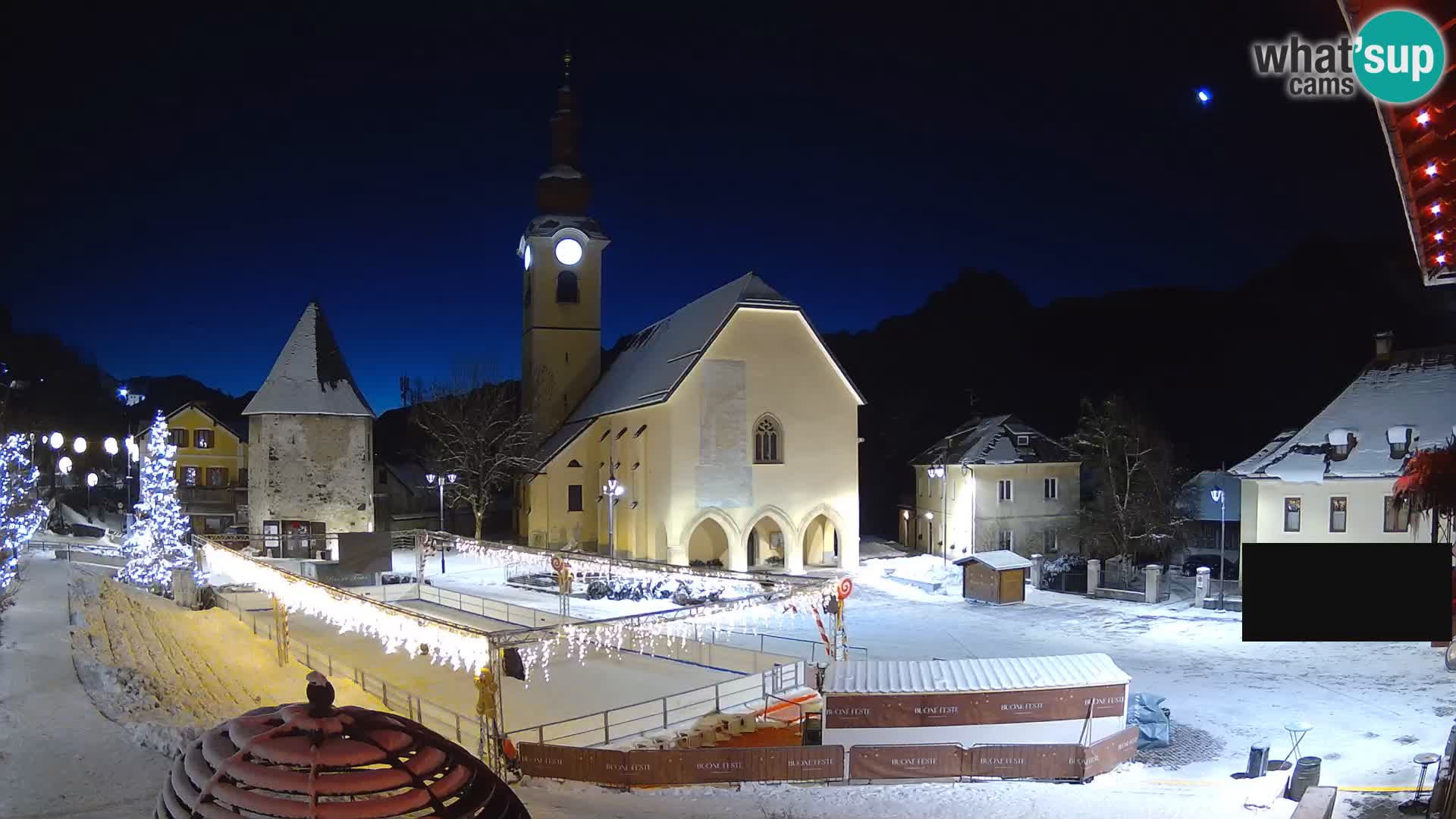 Tarvisio – carré Unità / église SS.Pietro e Paolo Apostoli