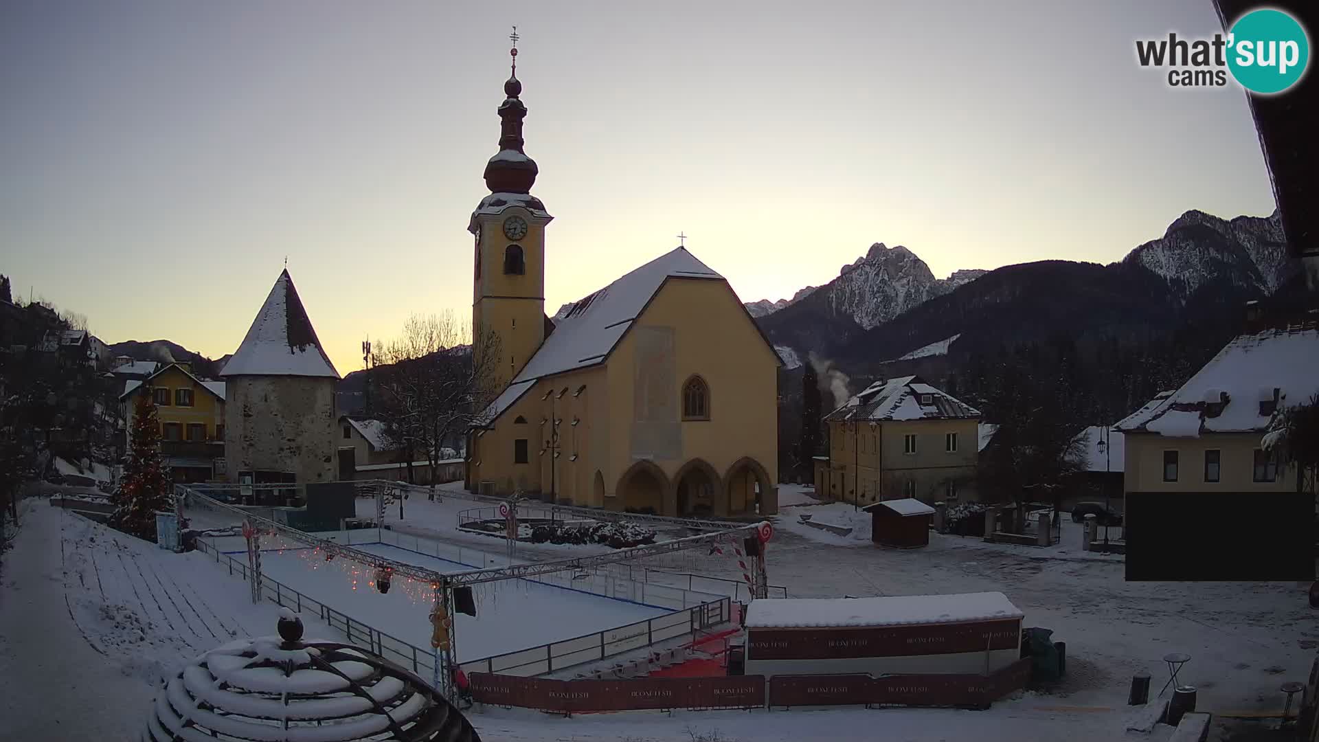 Tarvisio –  Unità Square / SS.Pietro and Paolo Apostoli Church