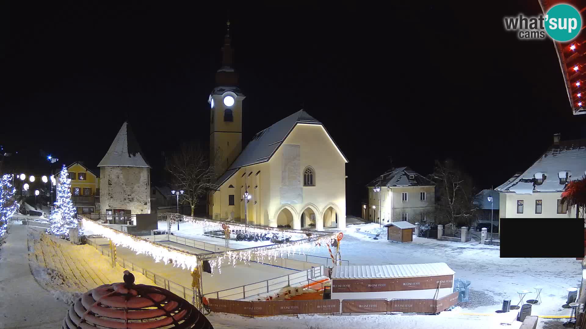 Tarvisio – carré Unità / église SS.Pietro e Paolo Apostoli