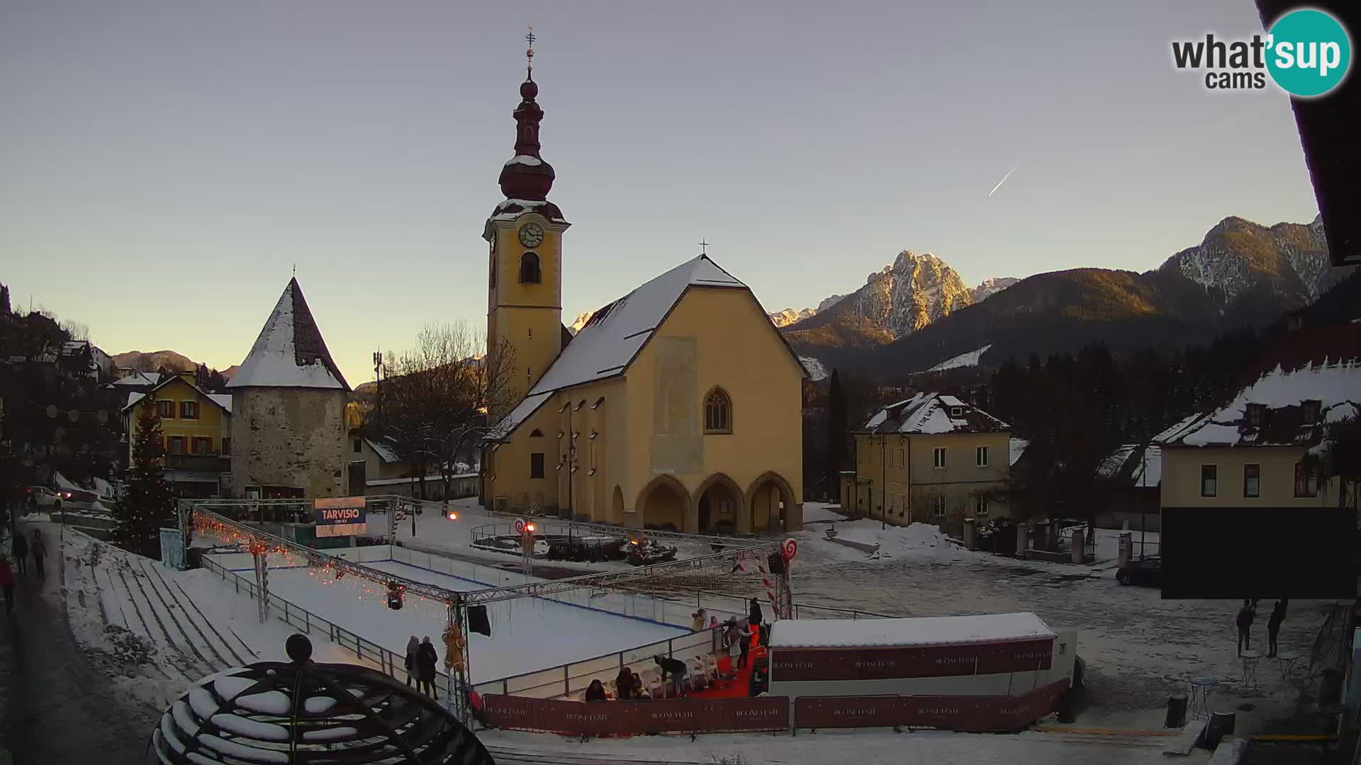 Tarvisio –  Unità Square / SS.Pietro and Paolo Apostoli Church