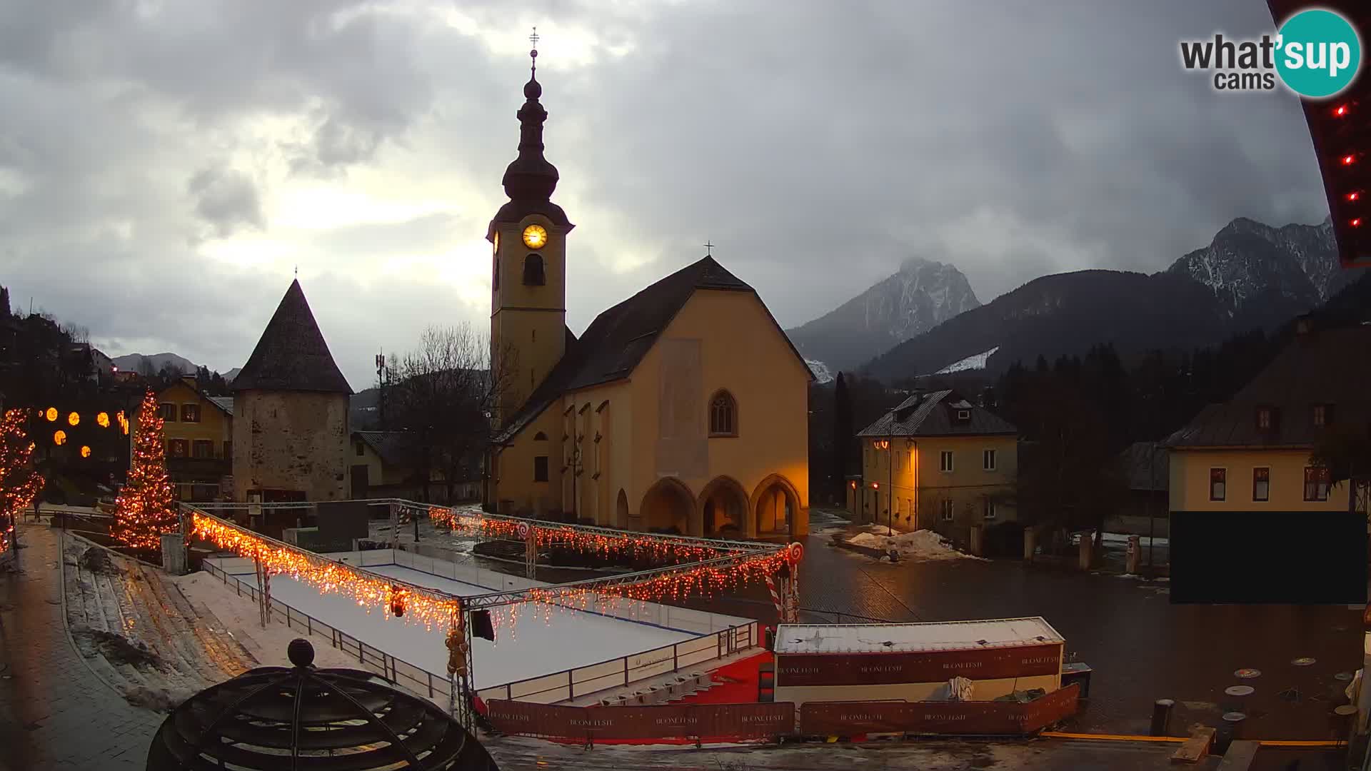 Tarvisio –  Unità Square / SS.Pietro and Paolo Apostoli Church