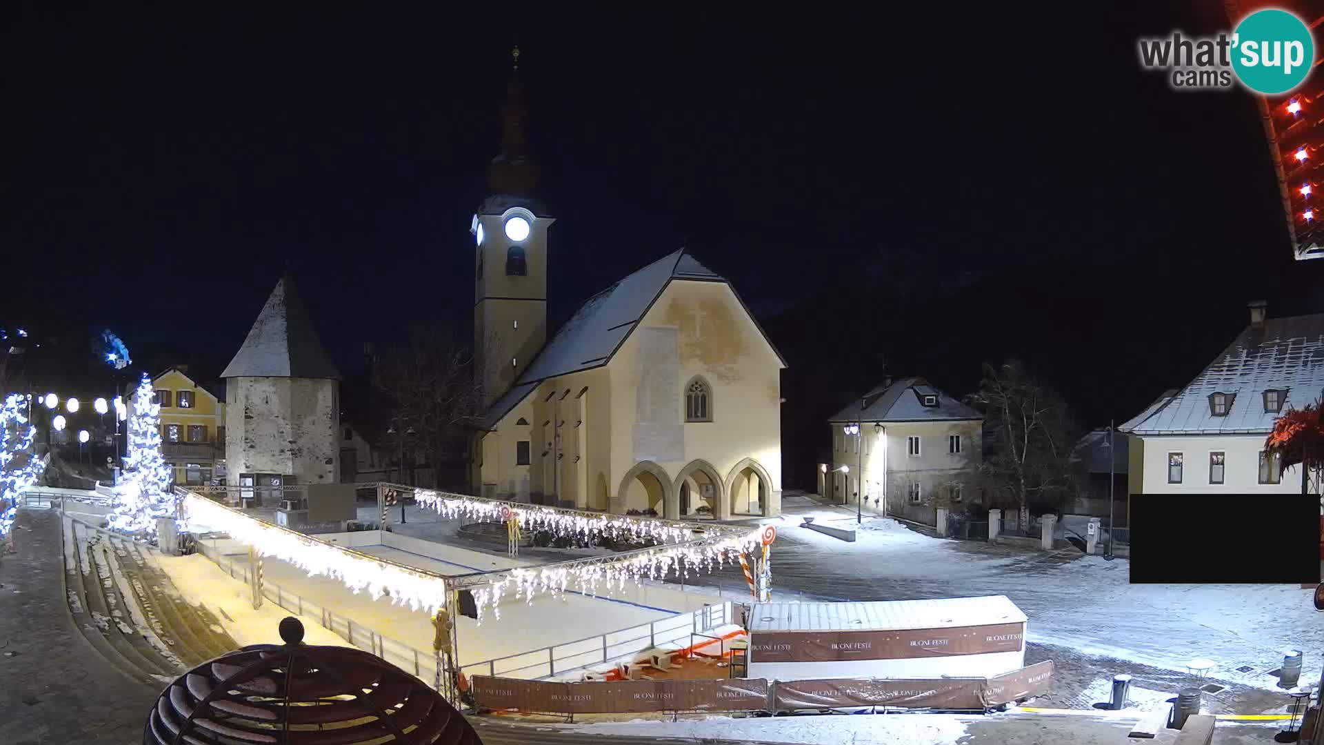 Tarvisio – carré Unità / église SS.Pietro e Paolo Apostoli