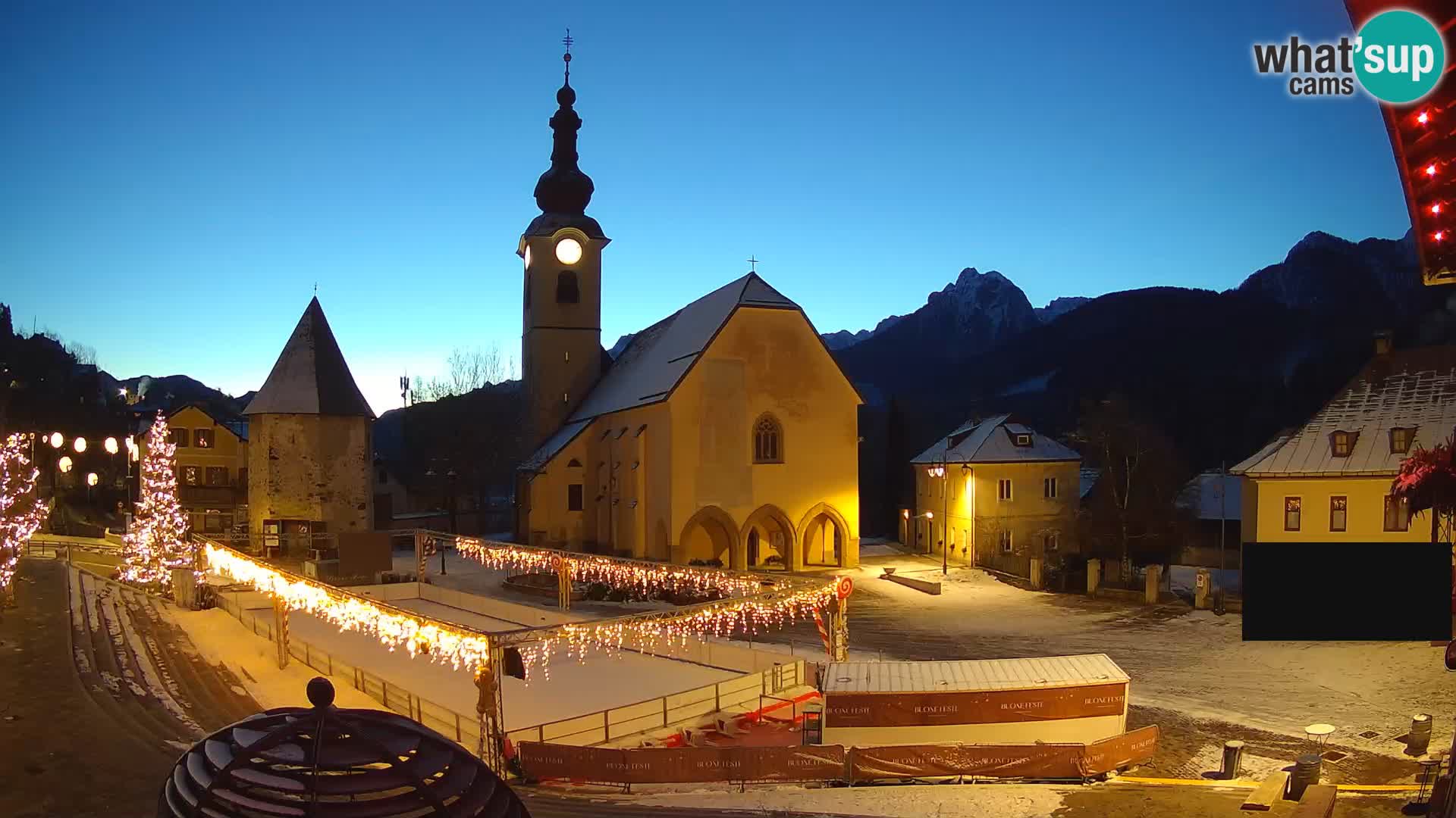 Tarvisio –  Unità Square / SS.Pietro and Paolo Apostoli Church