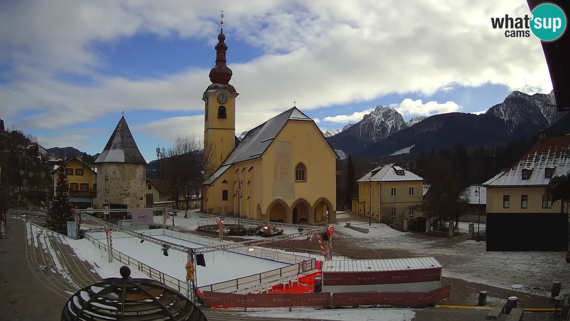 Tarvisio –  Unità Square / SS.Pietro and Paolo Apostoli Church