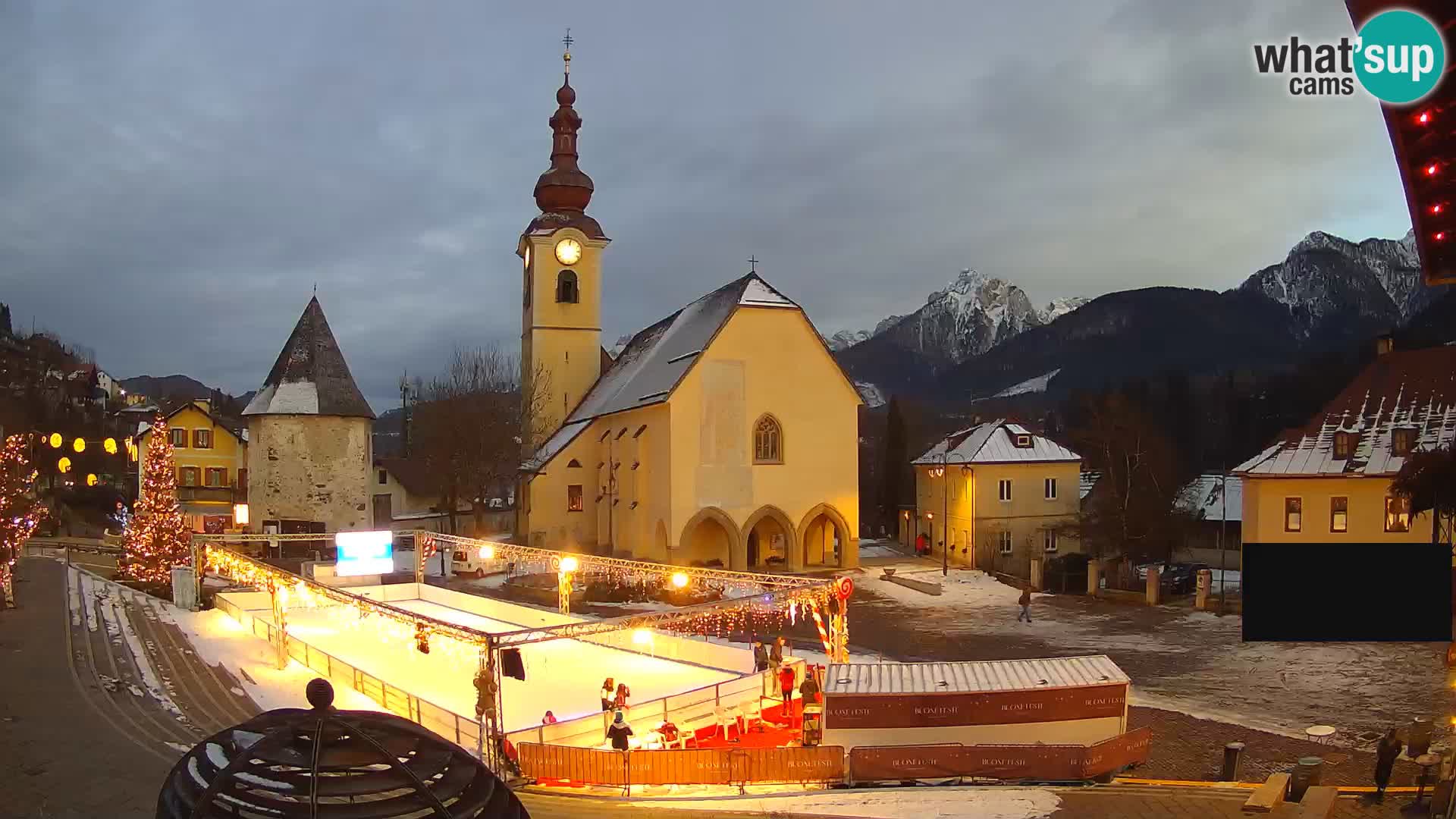 Tarvisio –  Unità Square / SS.Pietro and Paolo Apostoli Church