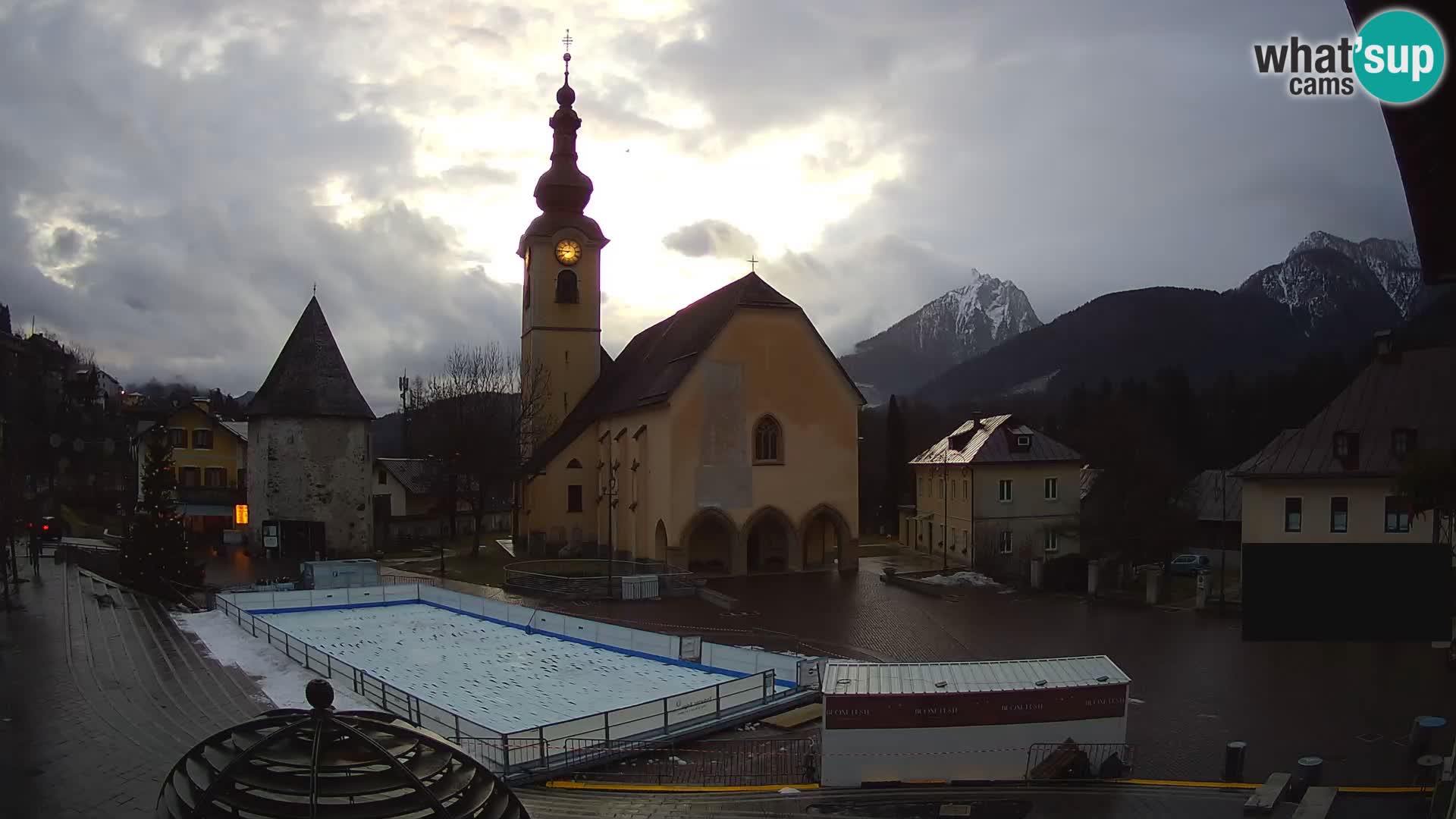 Tarvisio –  Unità Square / SS.Pietro and Paolo Apostoli Church