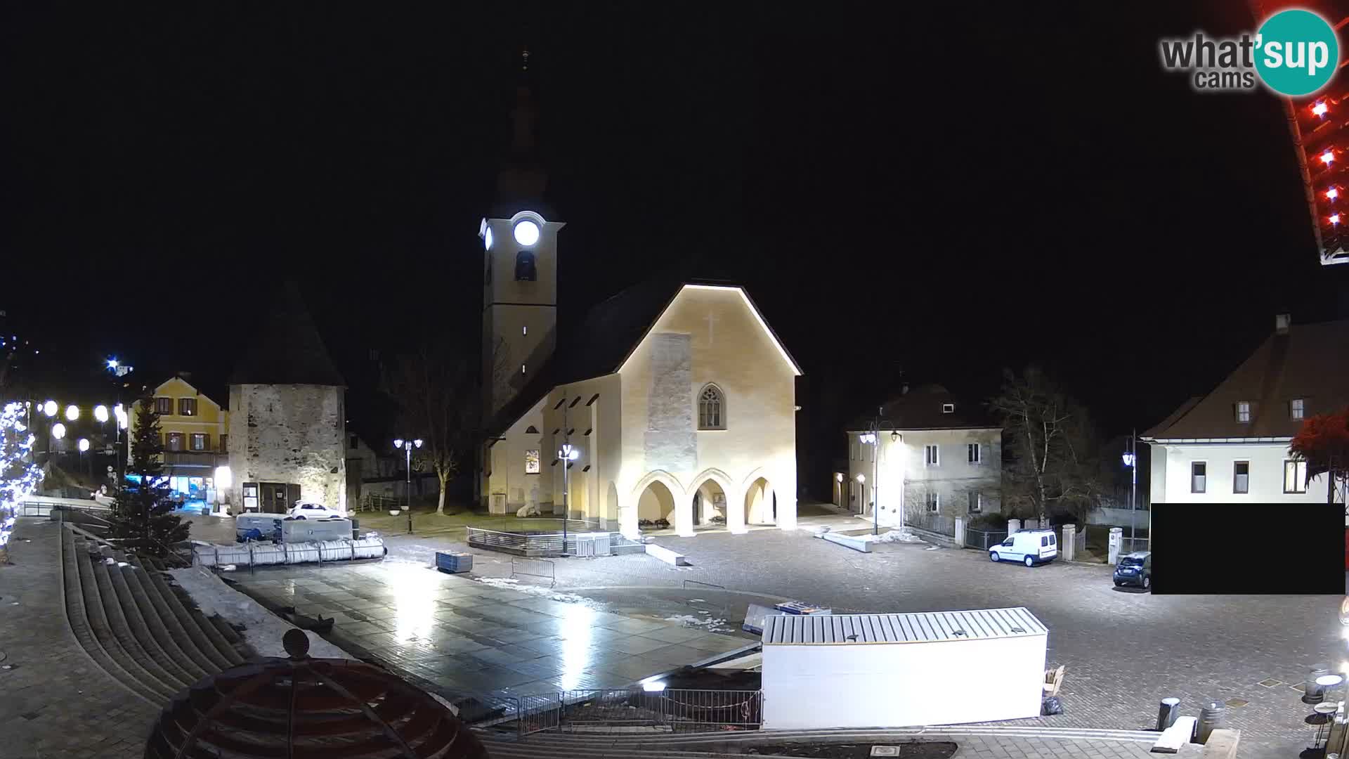 Tarvisio – carré Unità / église SS.Pietro e Paolo Apostoli