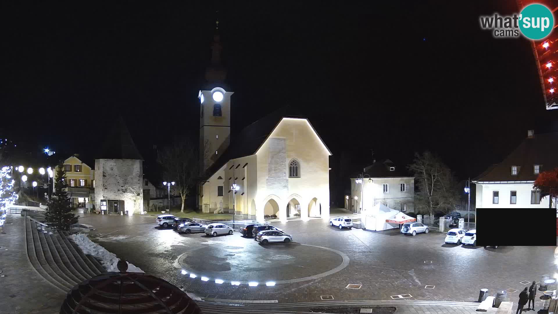 Tarvisio – plaza Unità / Iglesia SS.Pietro e Paolo Apostoli