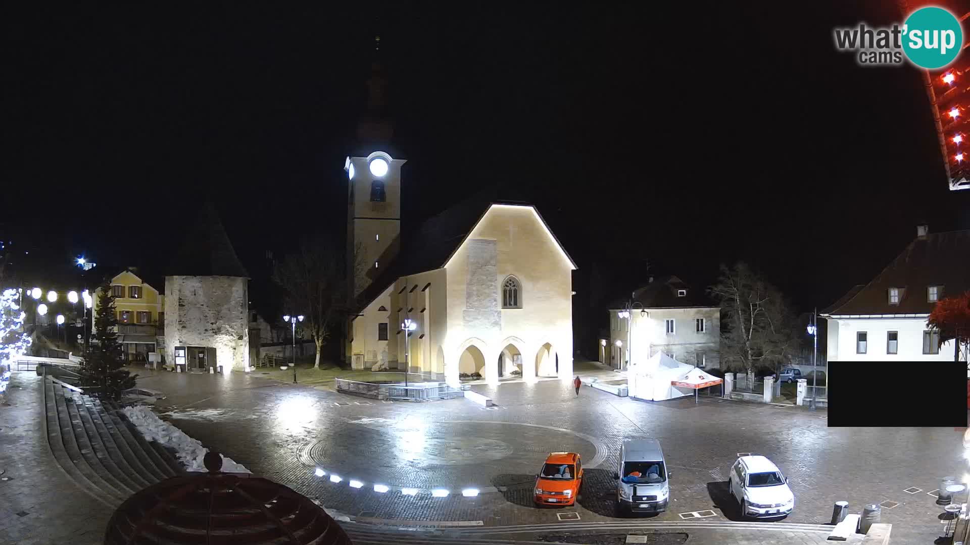 Tarvisio – carré Unità / église SS.Pietro e Paolo Apostoli