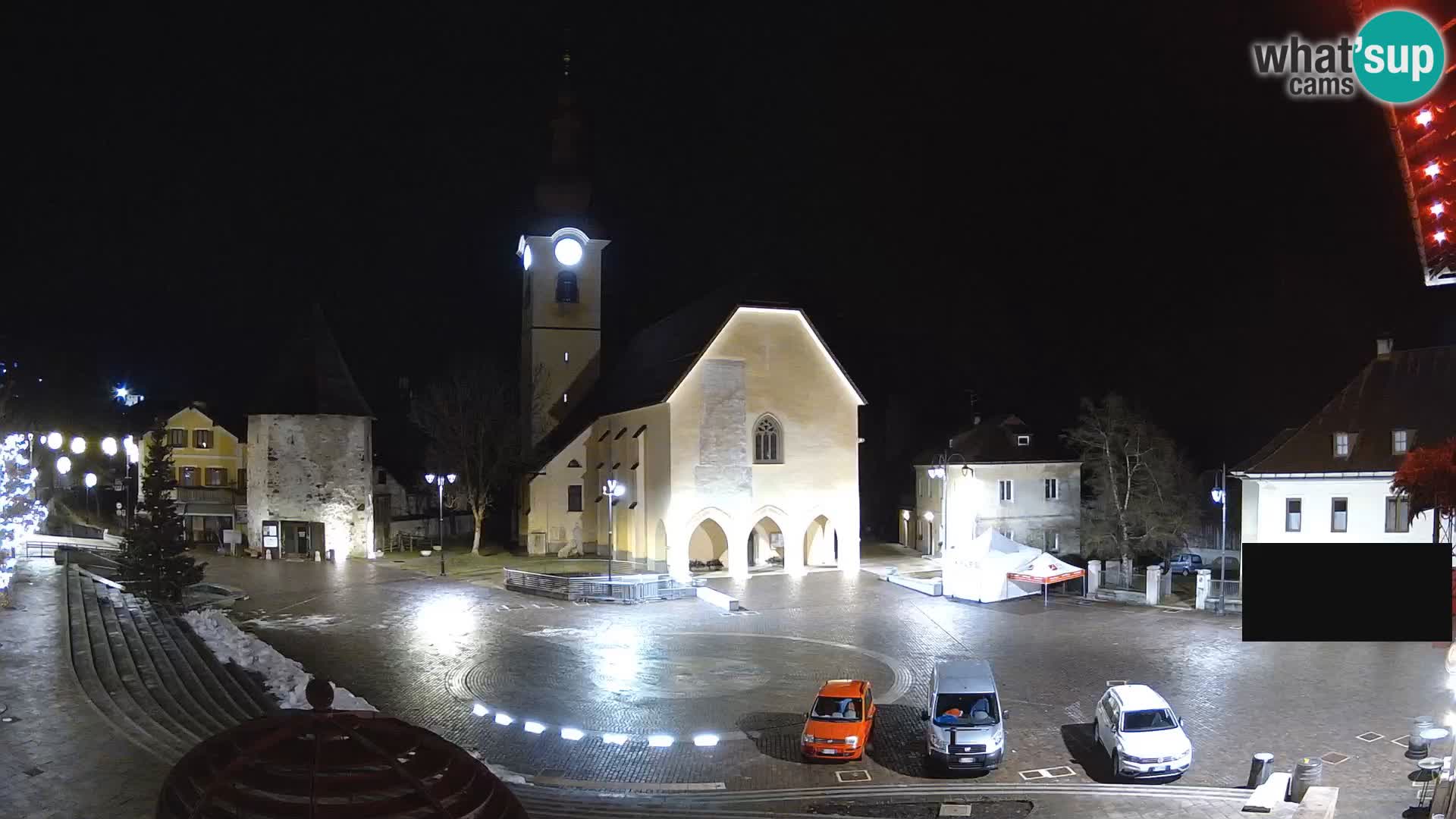 Tarvis – Platz Unità / Kirche SS.Pietro und Paolo Apostoli