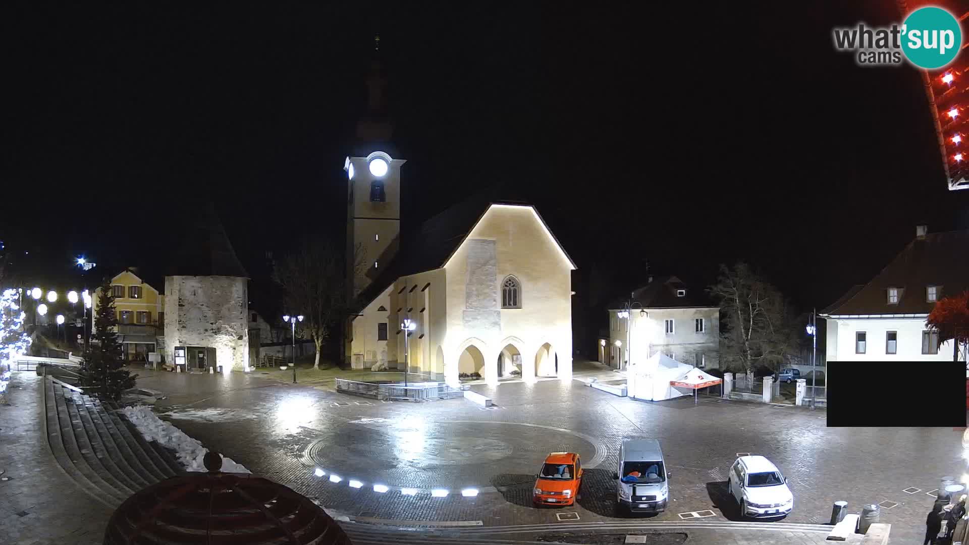 Tarvis – Platz Unità / Kirche SS.Pietro und Paolo Apostoli