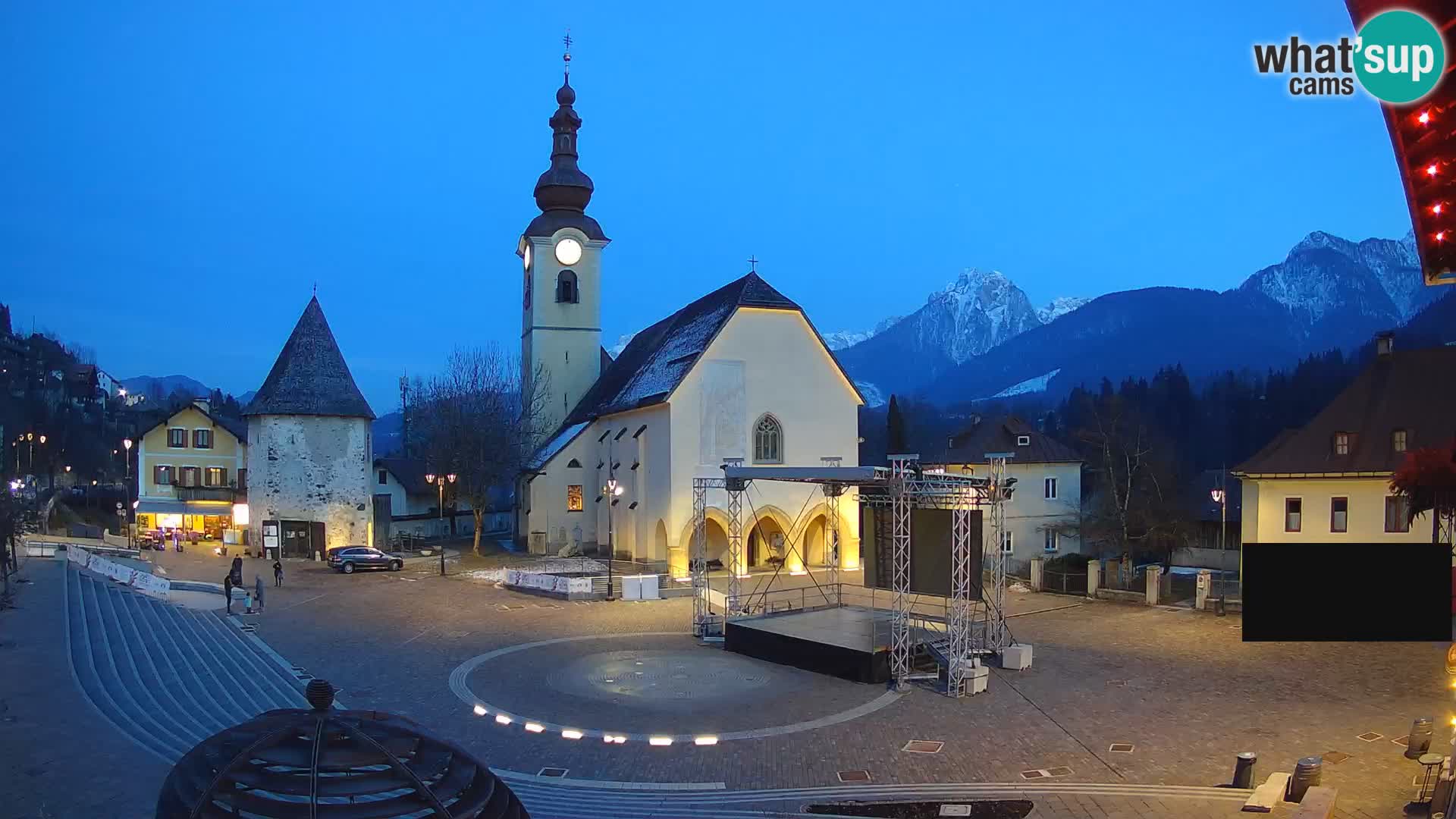 Tarvisio – Piazza Unità / Parrocchia SS.Pietro e Paolo Apostoli